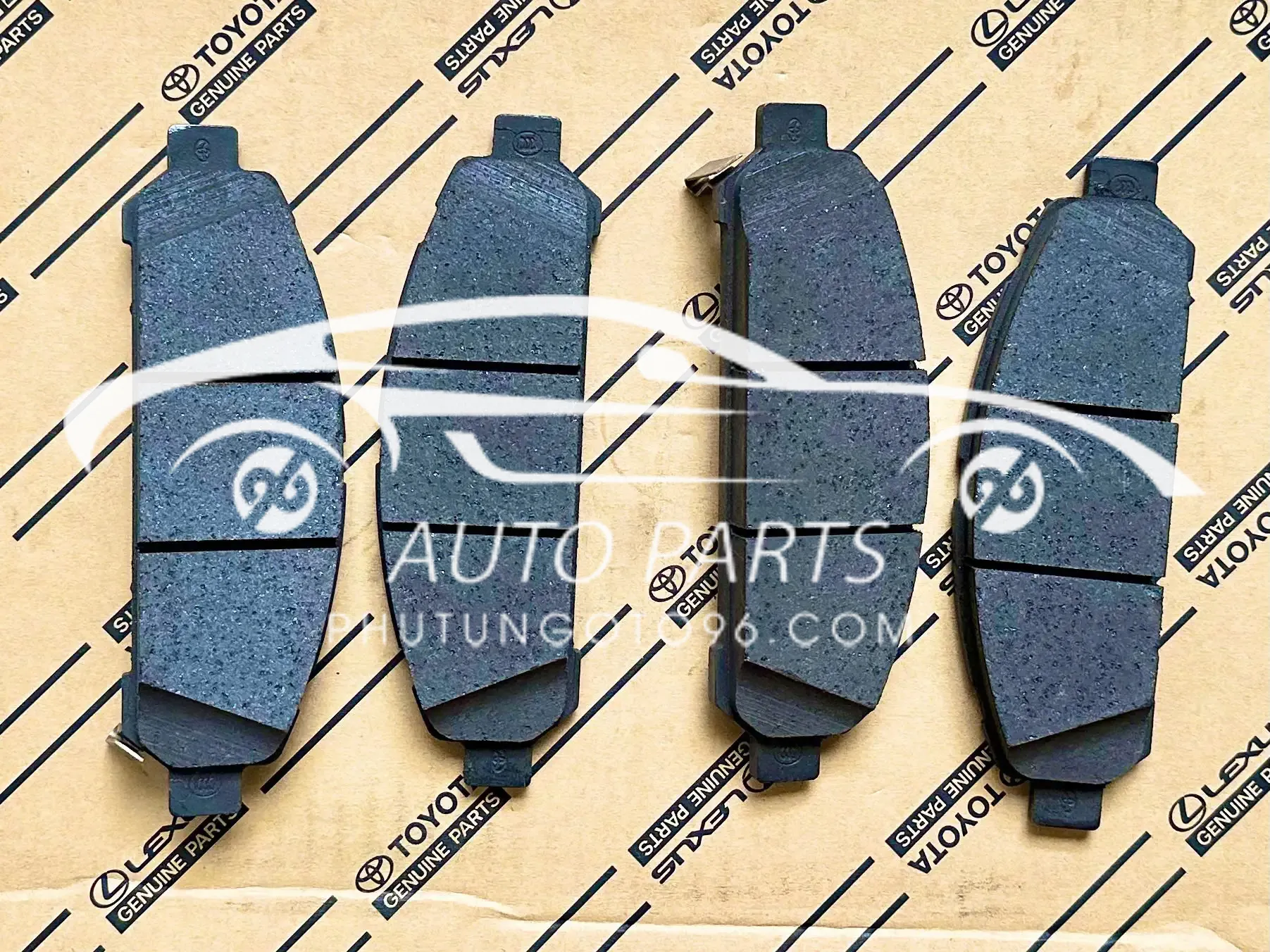 04465-0T010 Má phanh trước Venza