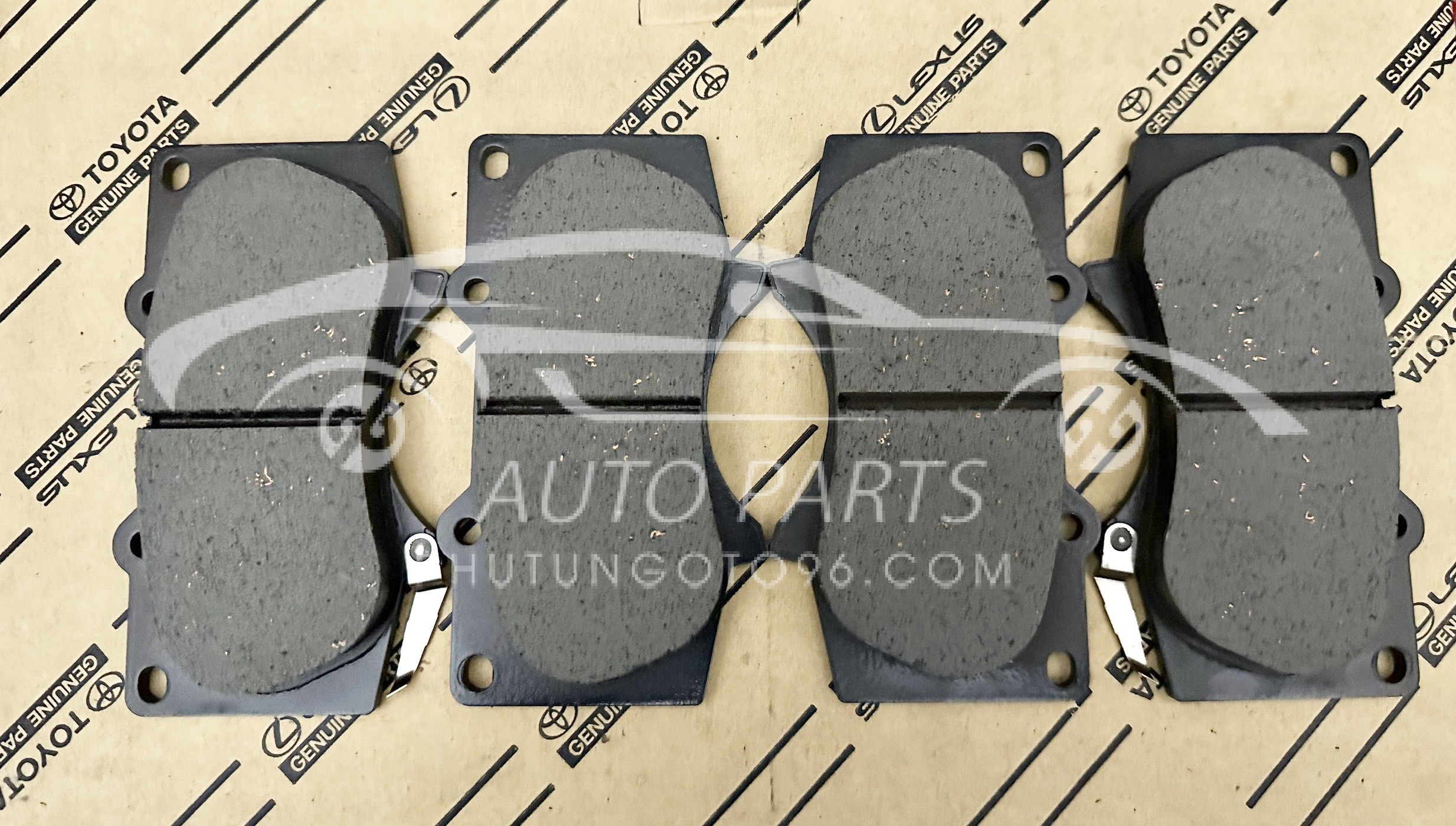 04465-YZZE1 Má phanh trước Fotuner 2018, Lexus GX470, Prado 2010