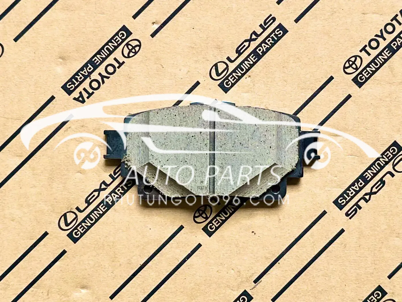 04466-30410 Má phanh sau Veloz, Avanza