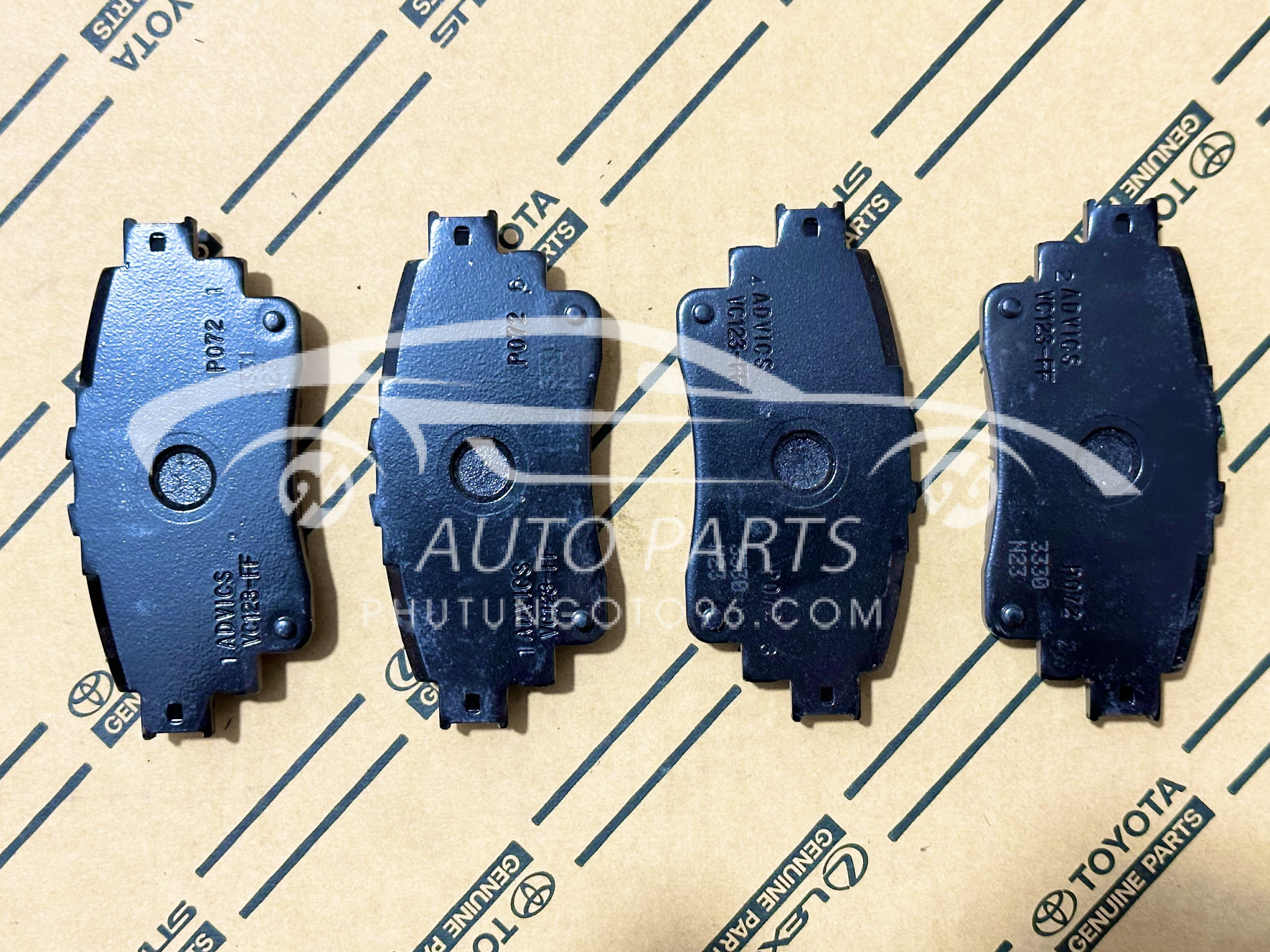 04466-B1011 Má phanh sau Veloz Cross, Avanza