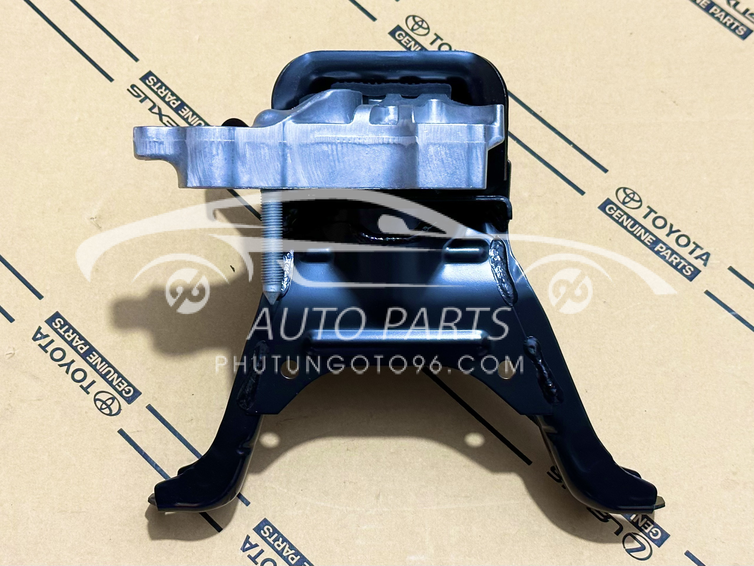 12305-0T381 Chân máy đầu máy Cross G-V 2020