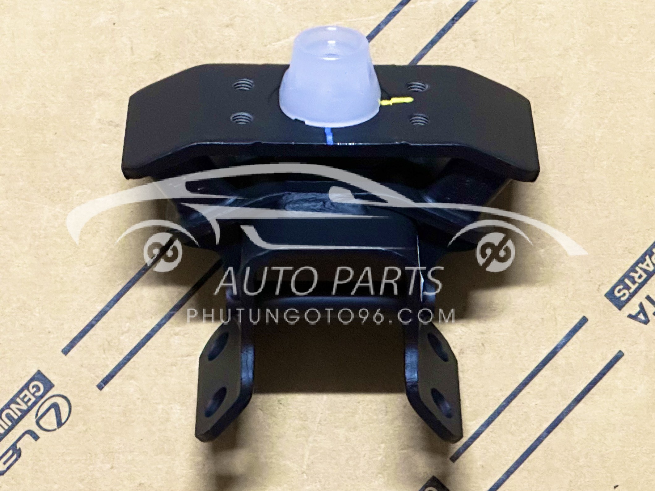 12371-0L180 Chân hộp số Fortuner 2GD 2017