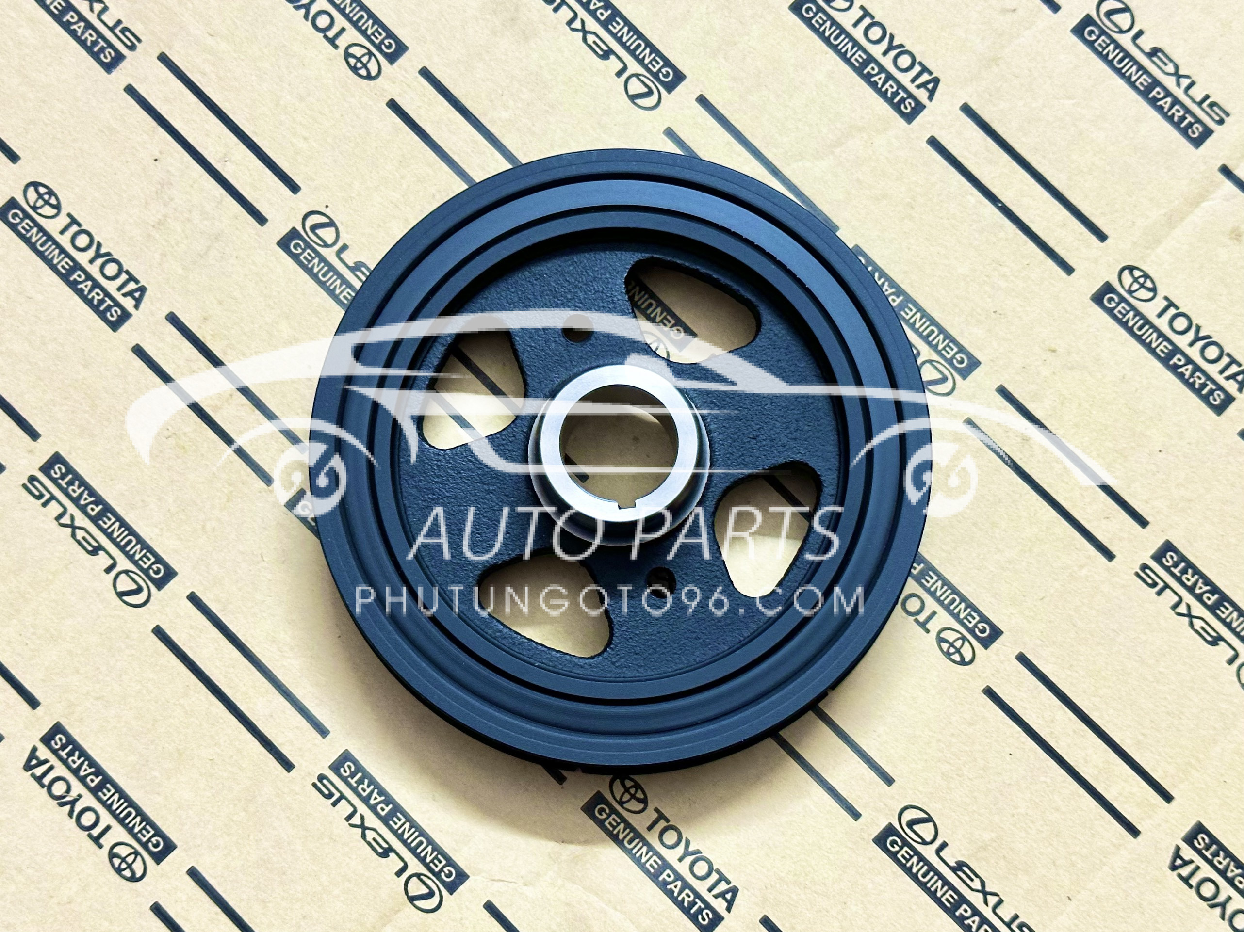 13470-0T050 Puly trục cơ Altis Cross 2021