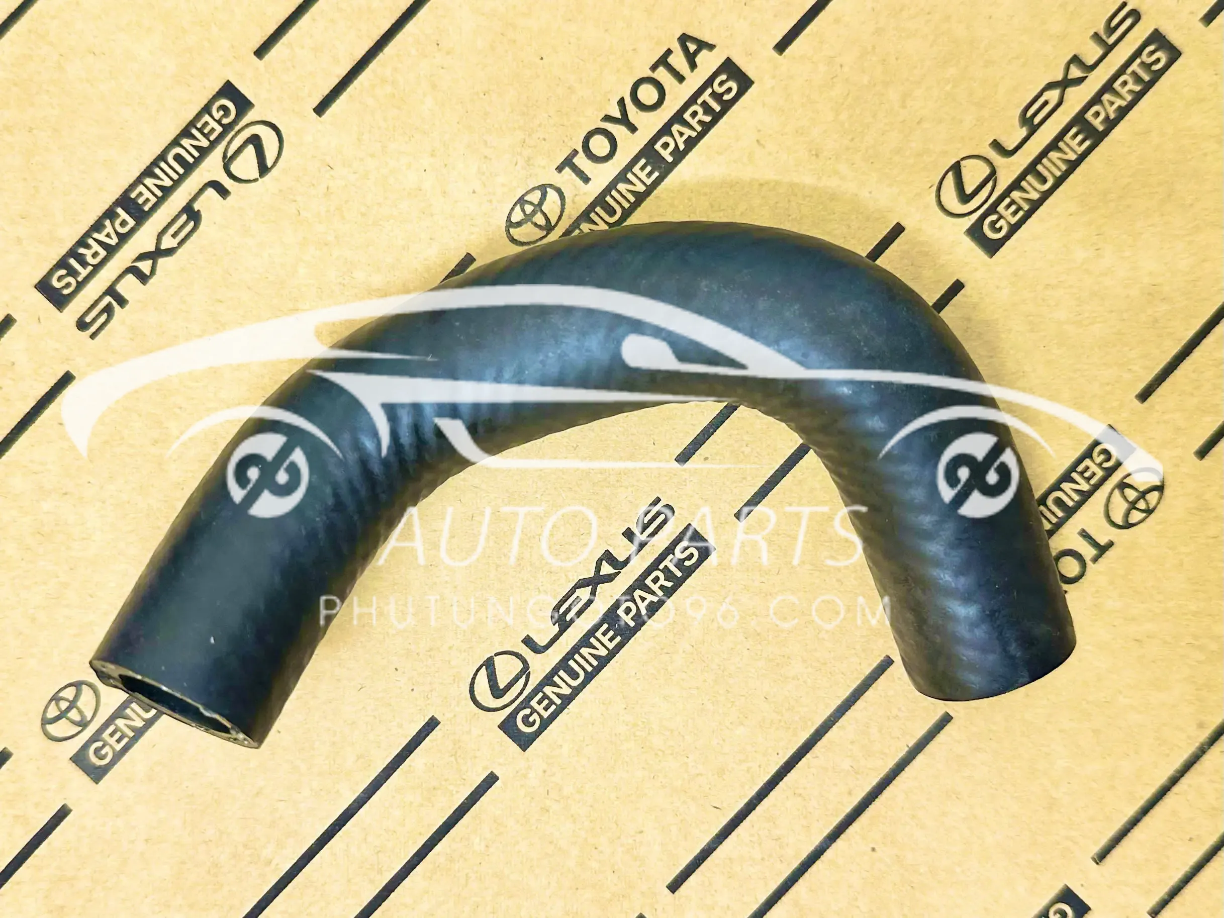 16264-38070 Đường ống vào két làm mát dầu số LX570 (Số 1)