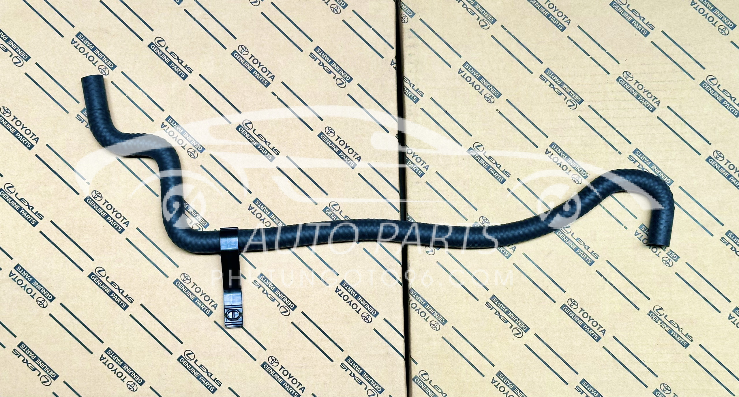 16282-0V040 Ống nước từ két nước đến cổ đổ nước Camry 2020