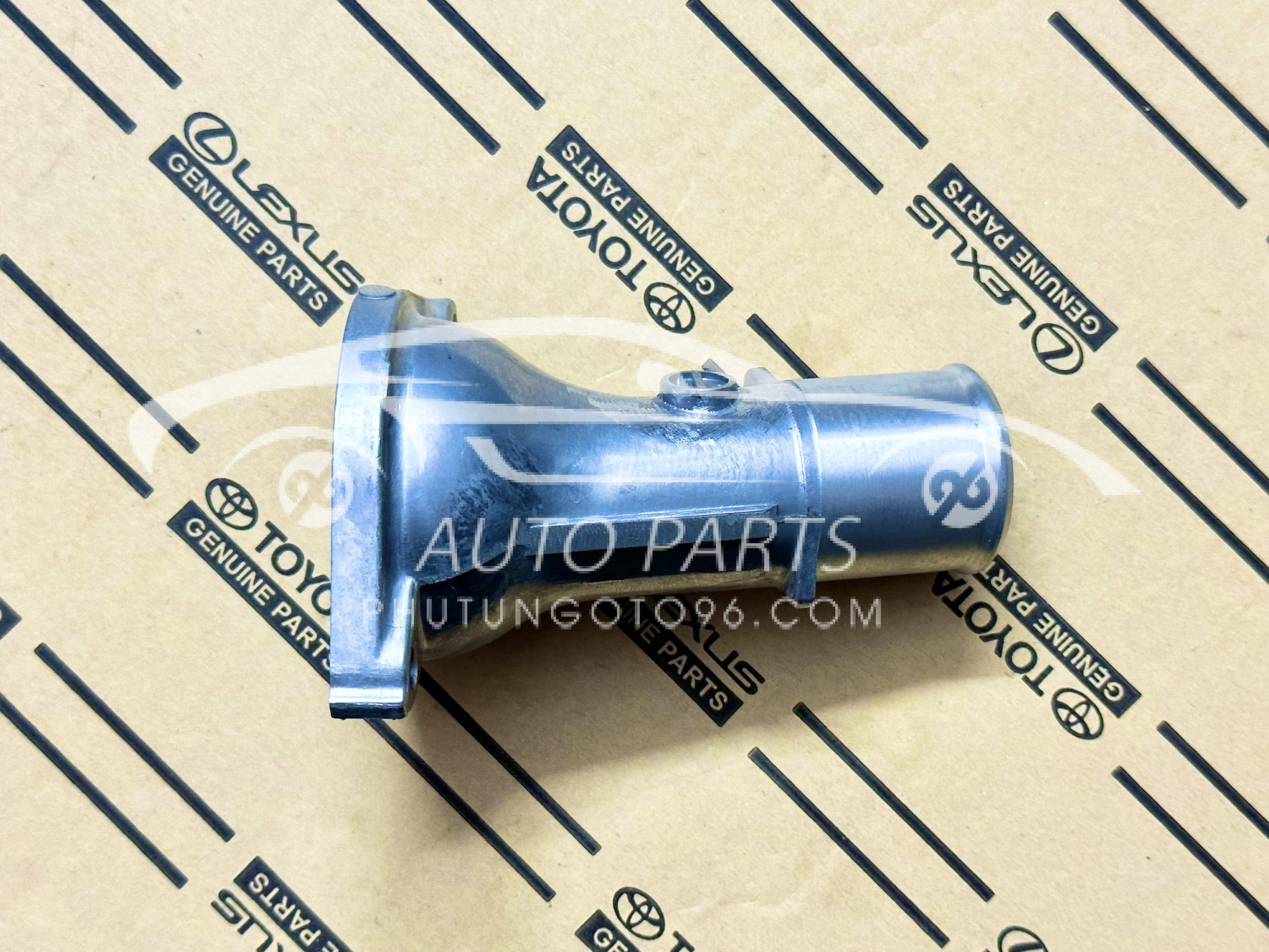 16321-0H070 Vỏ van hằng nhiệt Camry 2007-2012