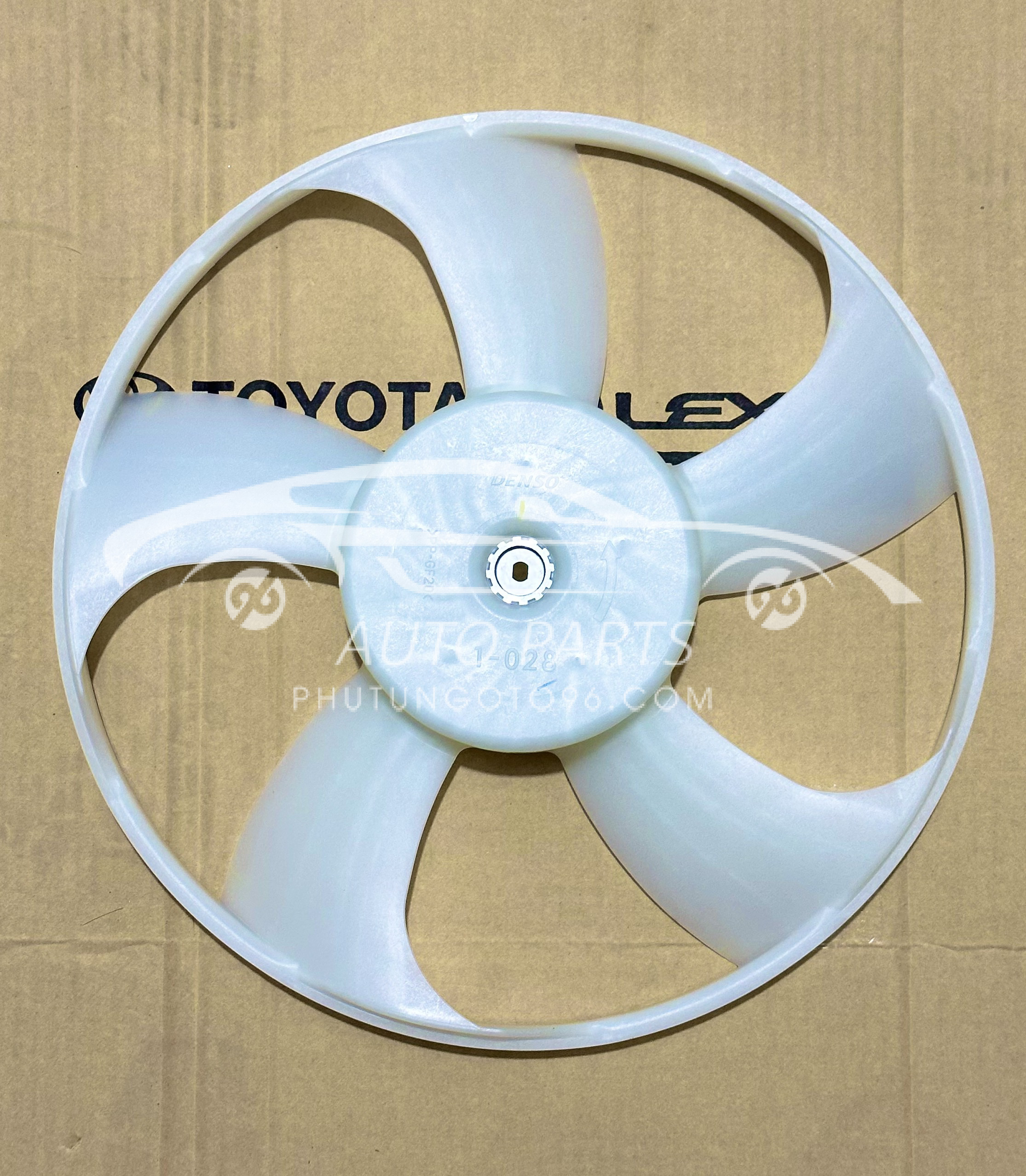 16361-0D201 Cánh quạt két nước Altis 2015-2019