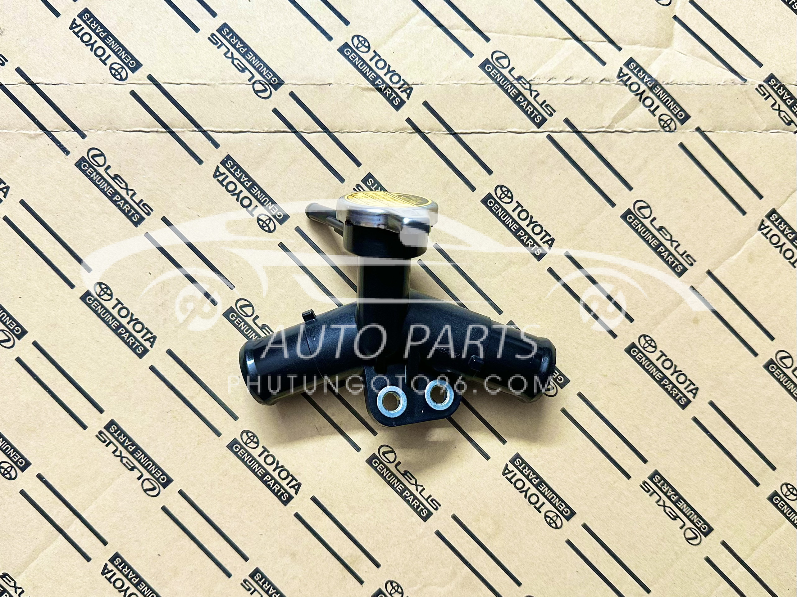 16502-0M020 Cổ đổ nước làm mát Vios 2014