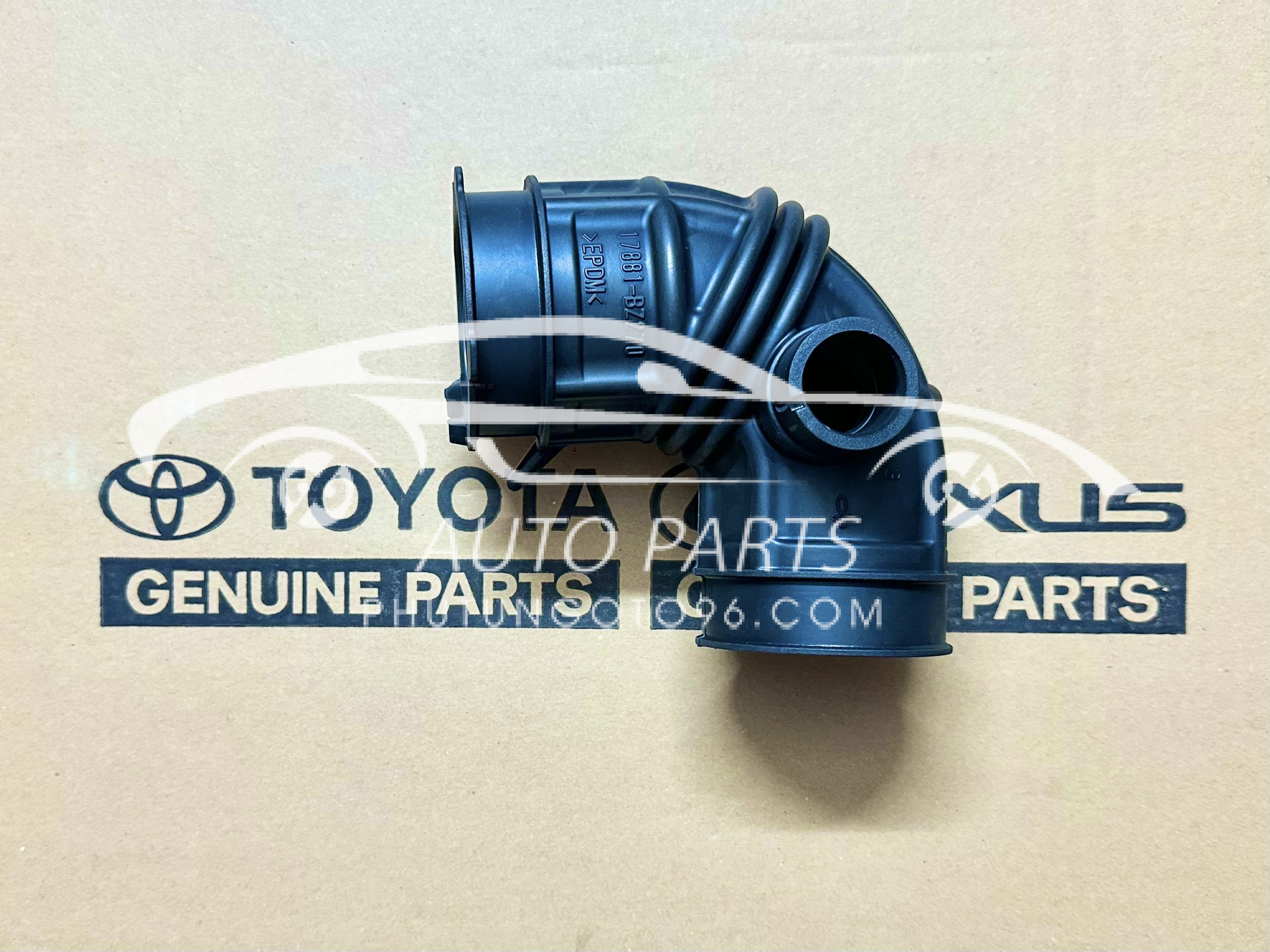 17881-BZ270 Ống gió bầu E Veloz Cross 2021