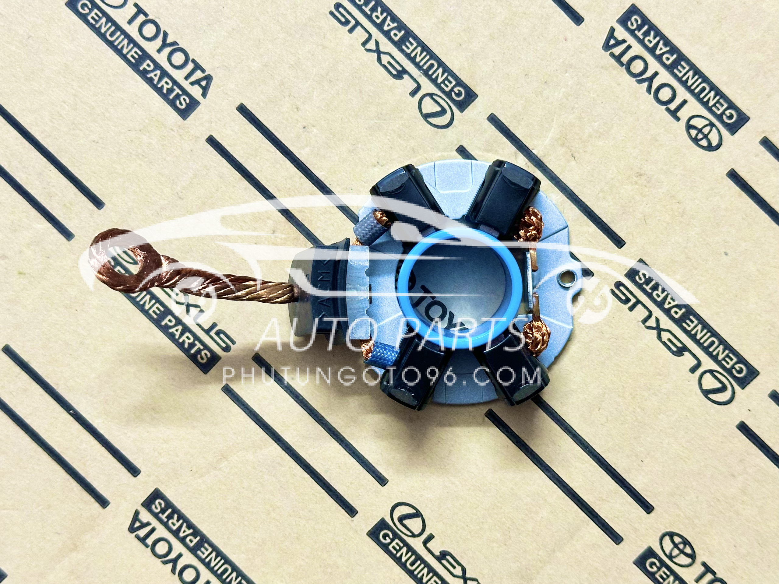 28140-0L180 Giá bắt chổi than máy đề Hilux, Fortuner