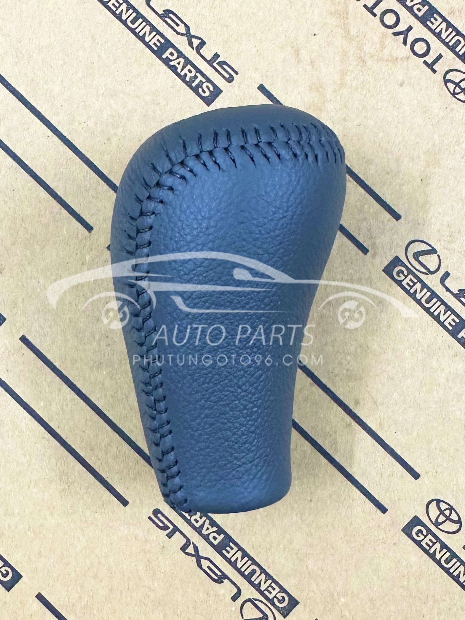 33504-0K040-E0 Quả đấm đi số Fortuner 2009-2016 MT