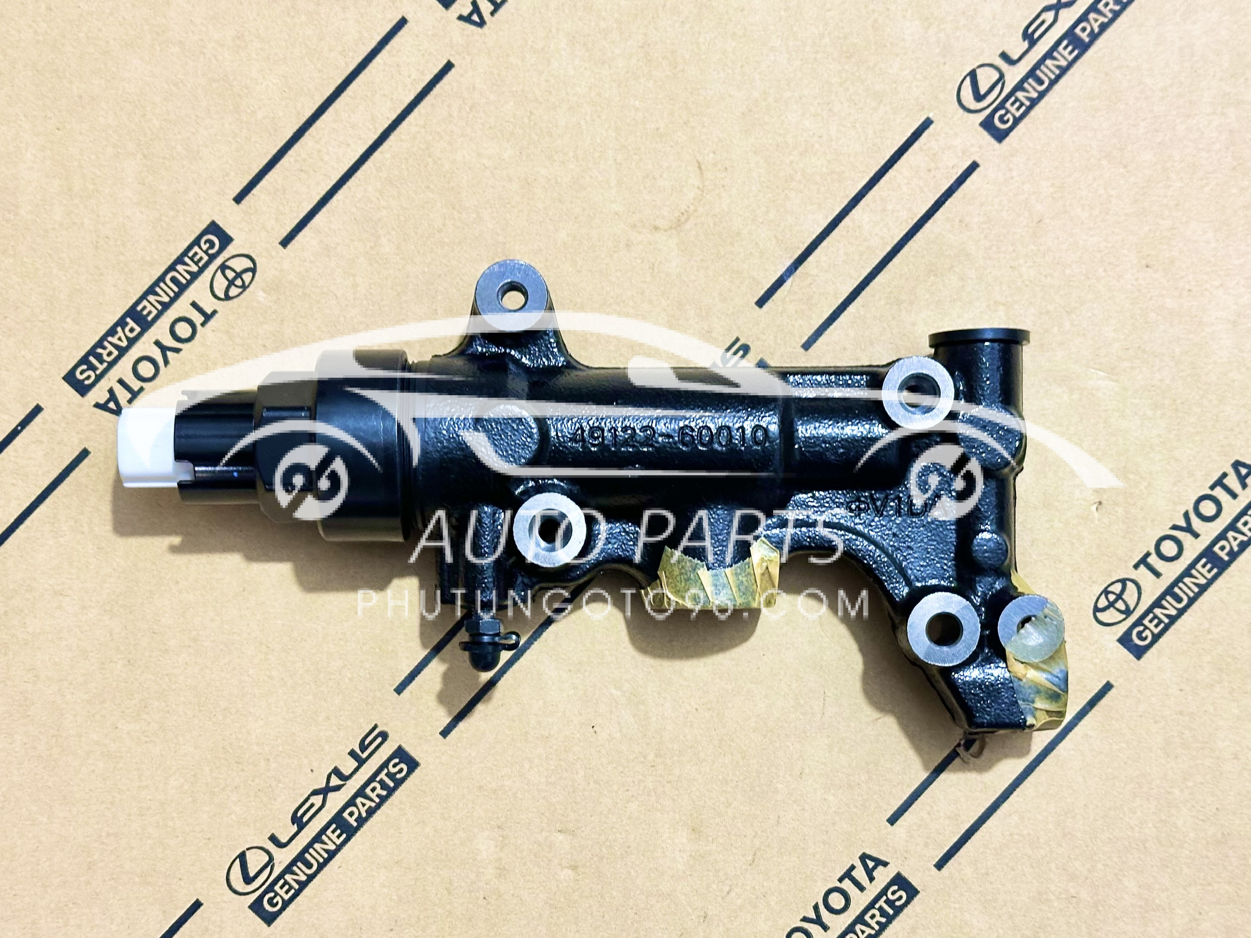 48040-60010 Van chia dầu giảm xóc sau Lexus 570