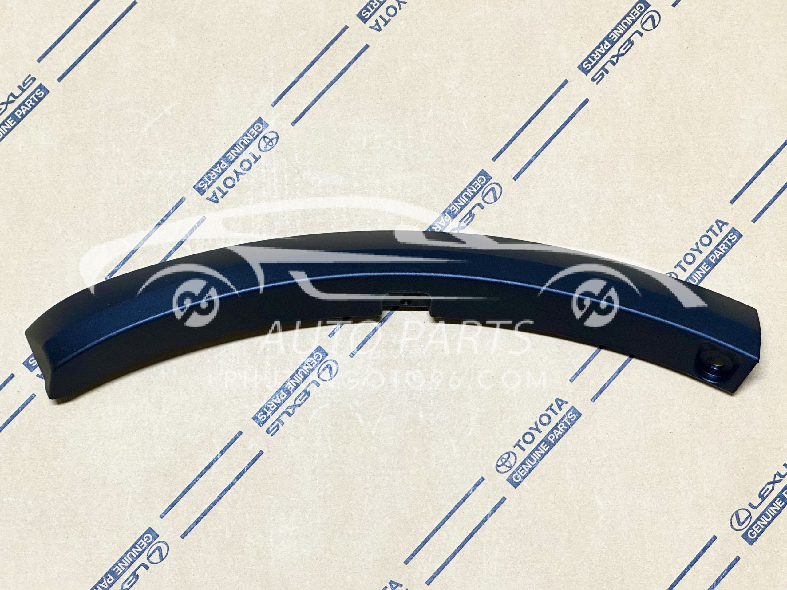 52113-0K380 Ốp phồng đầu ba đờ xốc trước Fortuner 2020 LH