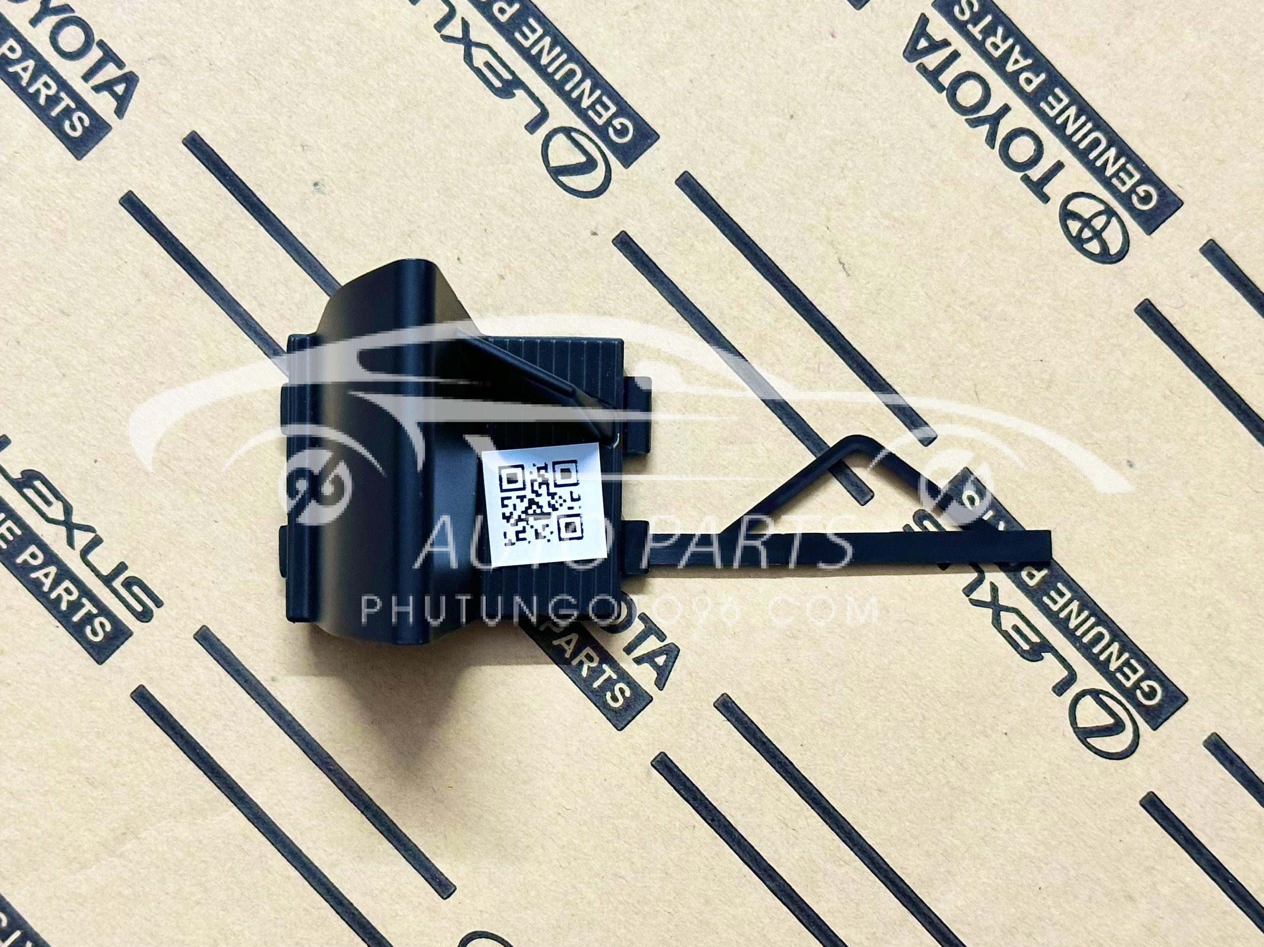 52715-BZ010 Ốp lỗ bắt lưới thoáng Wigo RH