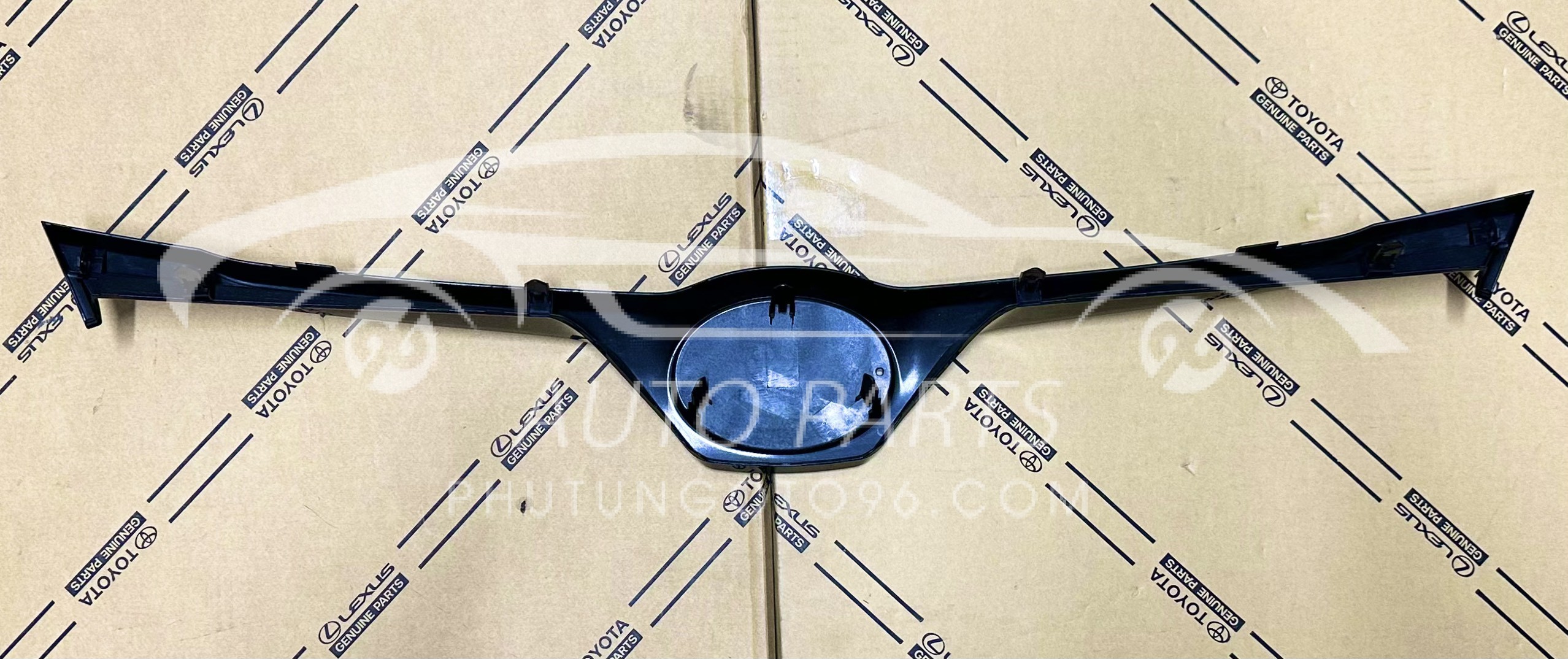 53121-BZ380 Mặt ca lăng Wigo 2021