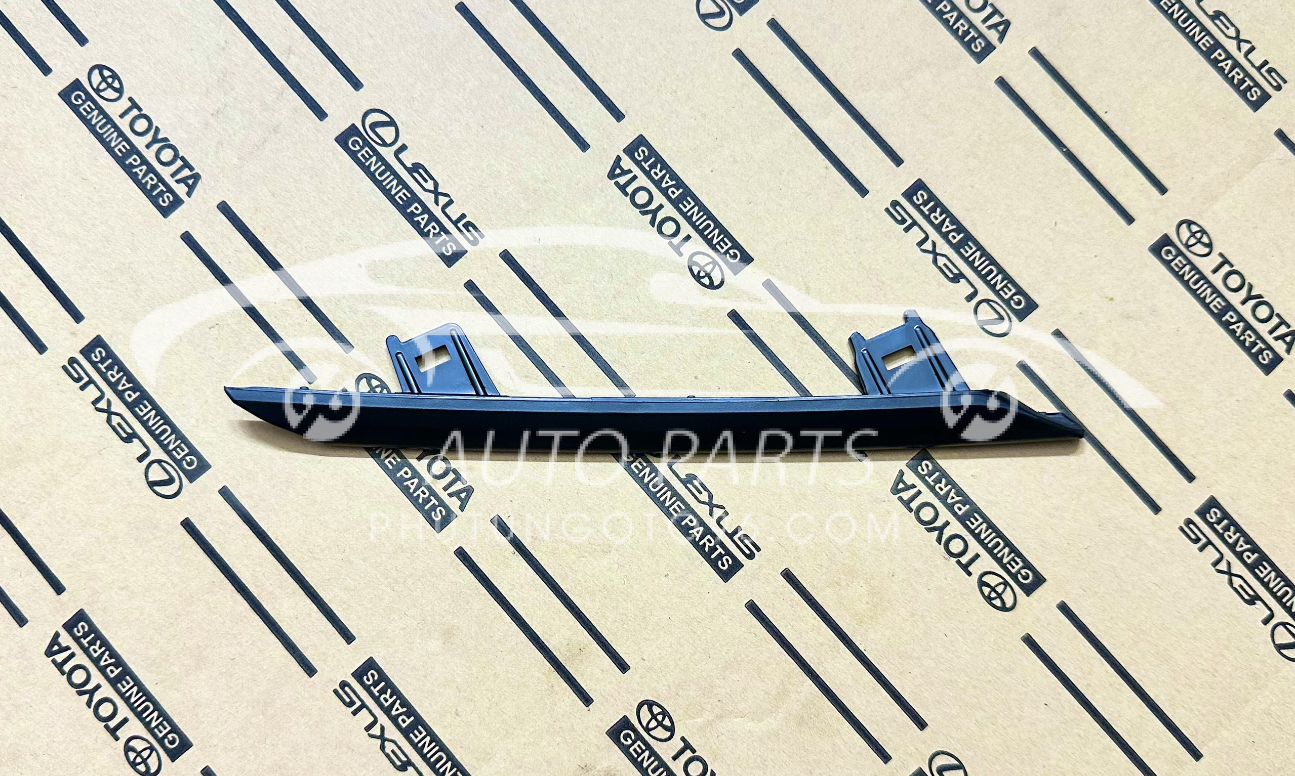 53123-0D270 Nẹp ca lăng Vios, Yaris 2018 RH