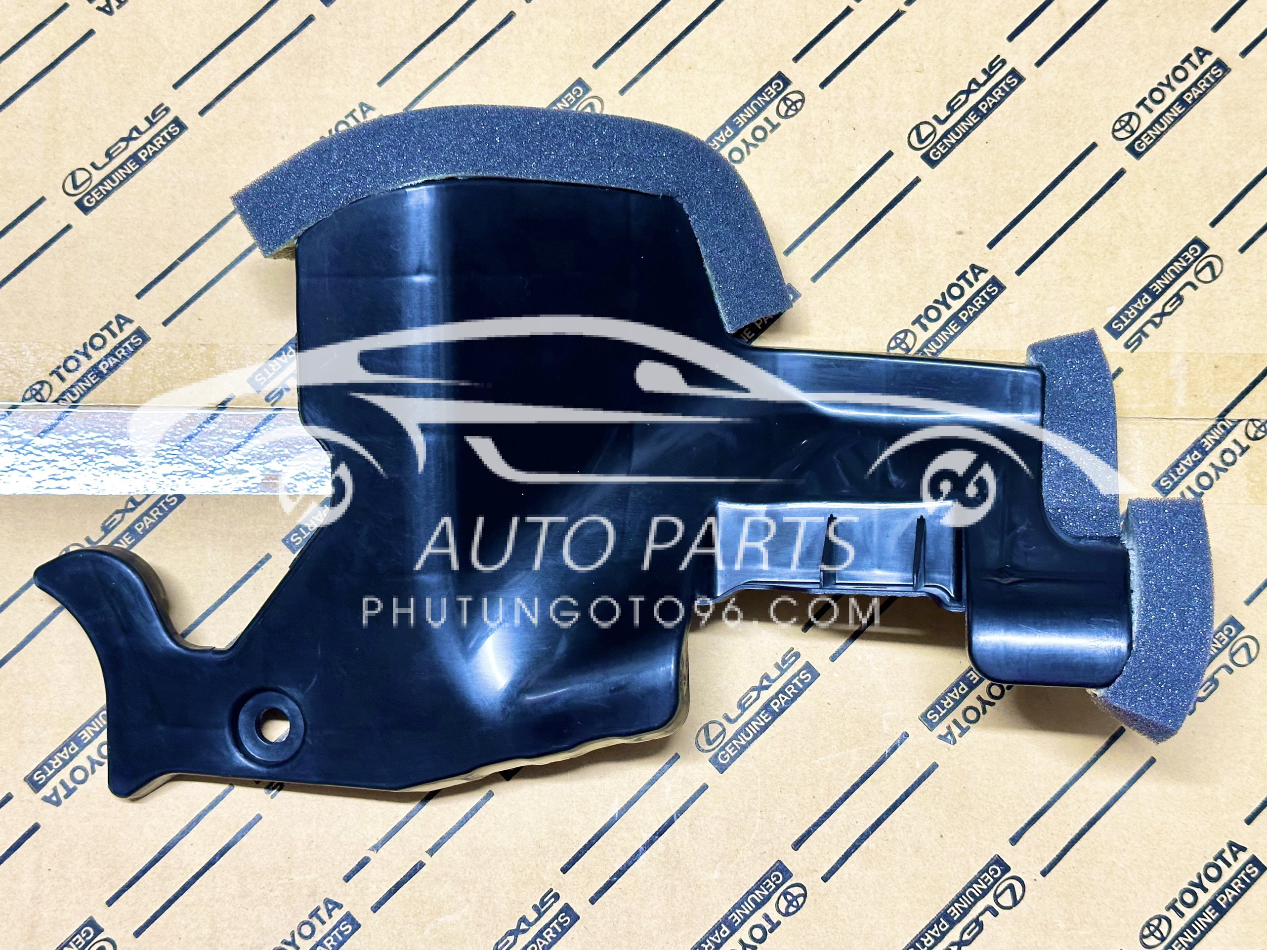 53294-0K040 Hướng gió giàn nóng két nước Innova 2008-2011 LH