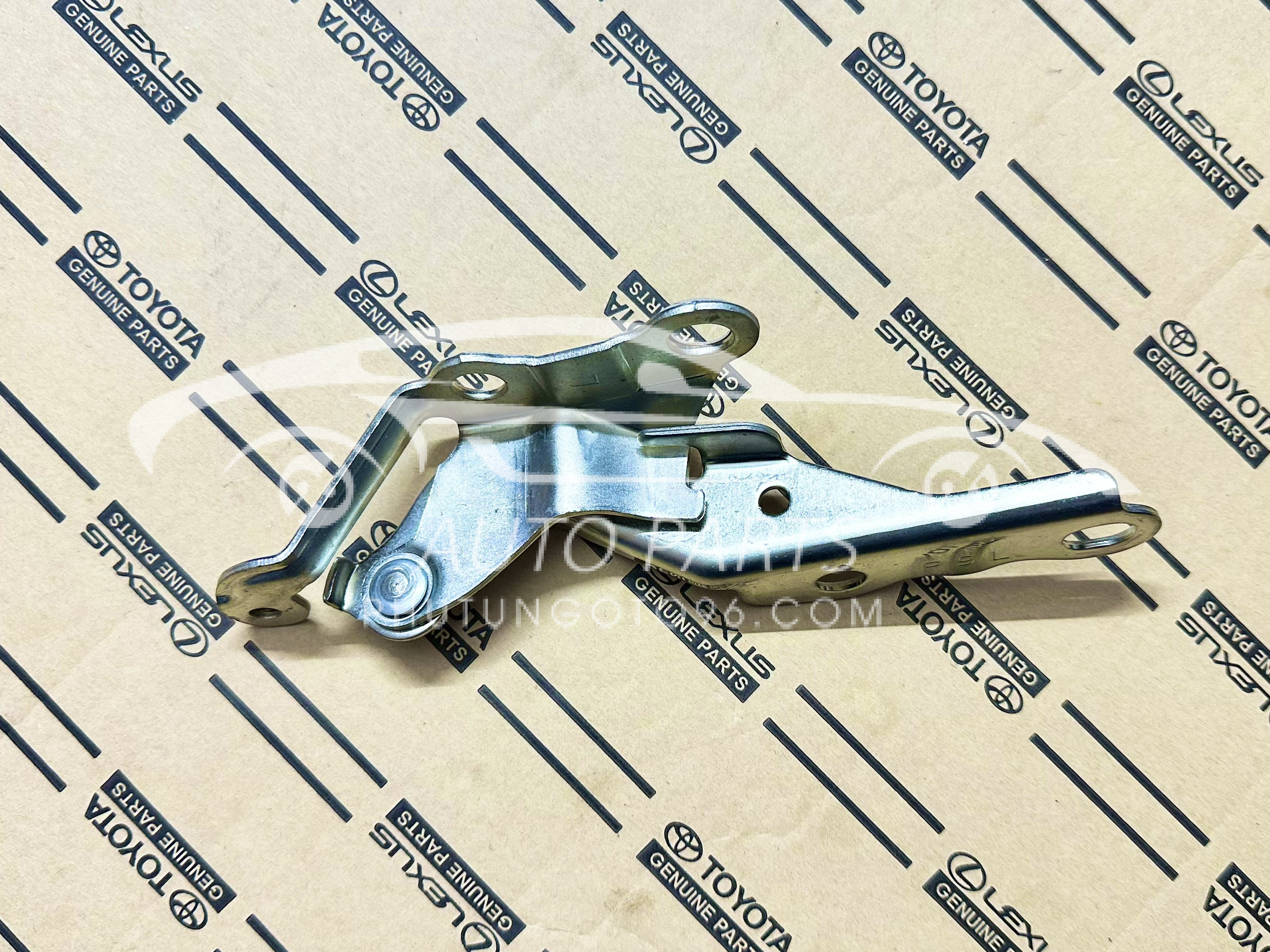 53420-0K050 Bản lề ca bô Innova 2005-2015 LH