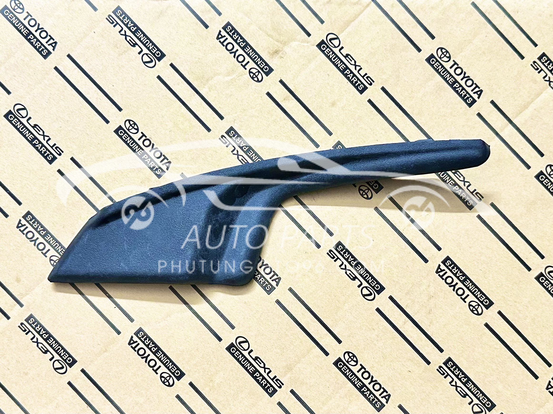 53866-0D120 Ốp nhựa góc chân kính trước Vios, Yaris 2014-2017 RH