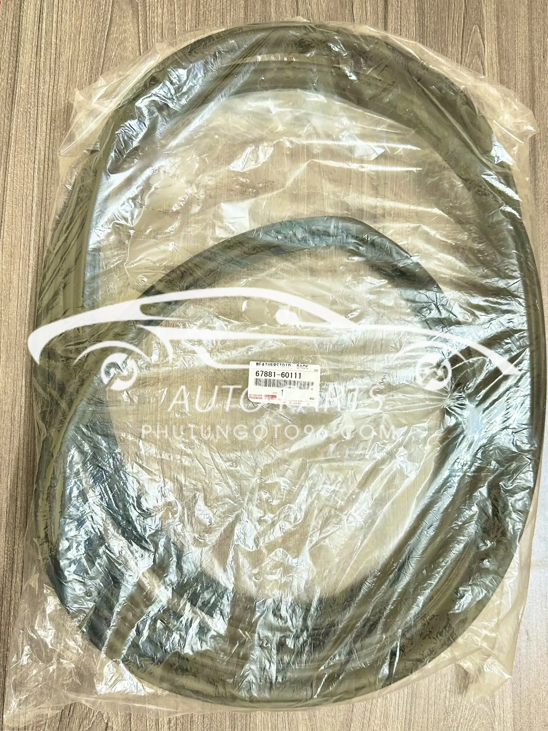 67881-60111 Gioăng cửa hậu Land Cruiser