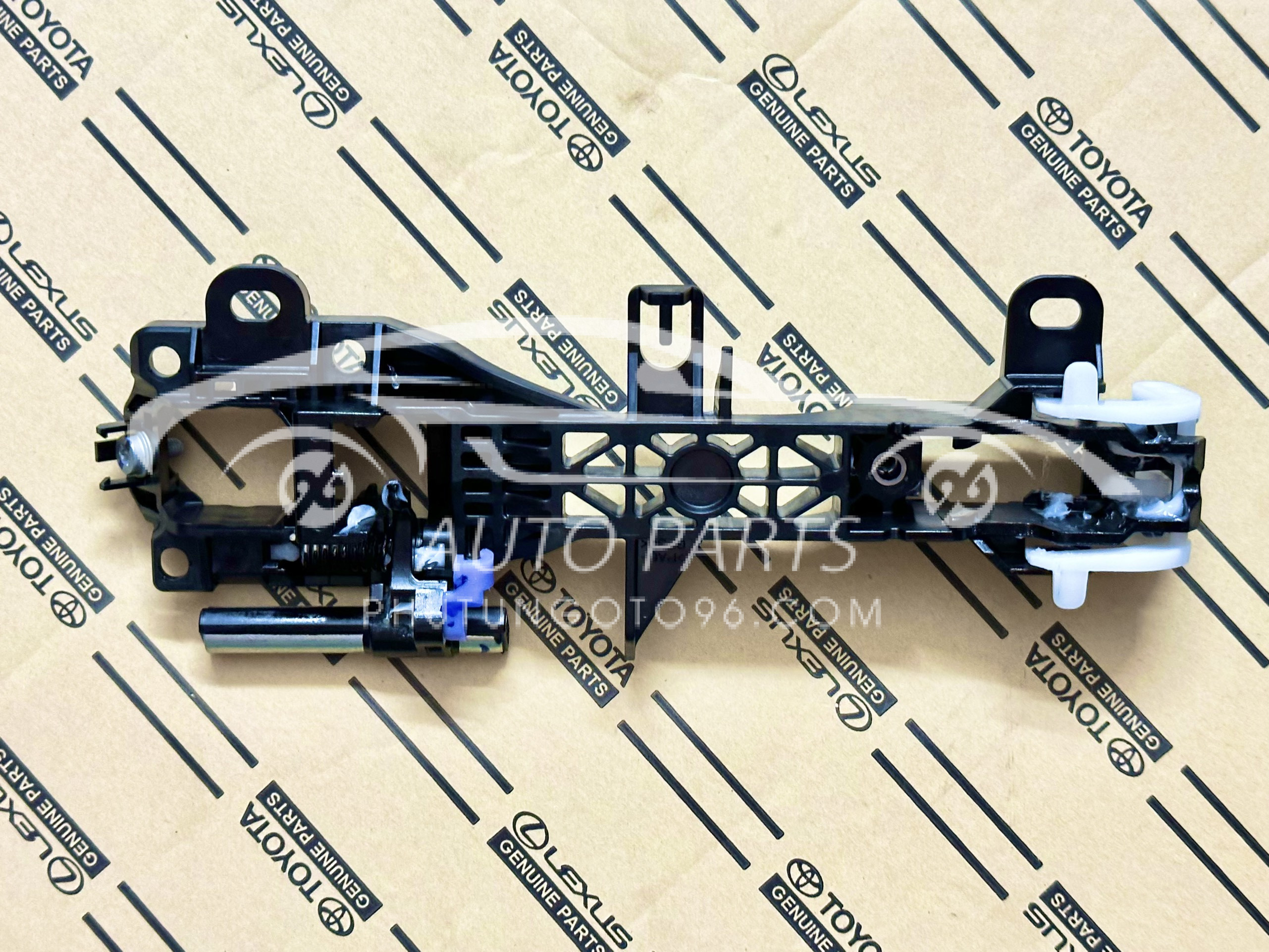 69201-02350 Xương bắt tay mở cửa trước Cross 2020 RH