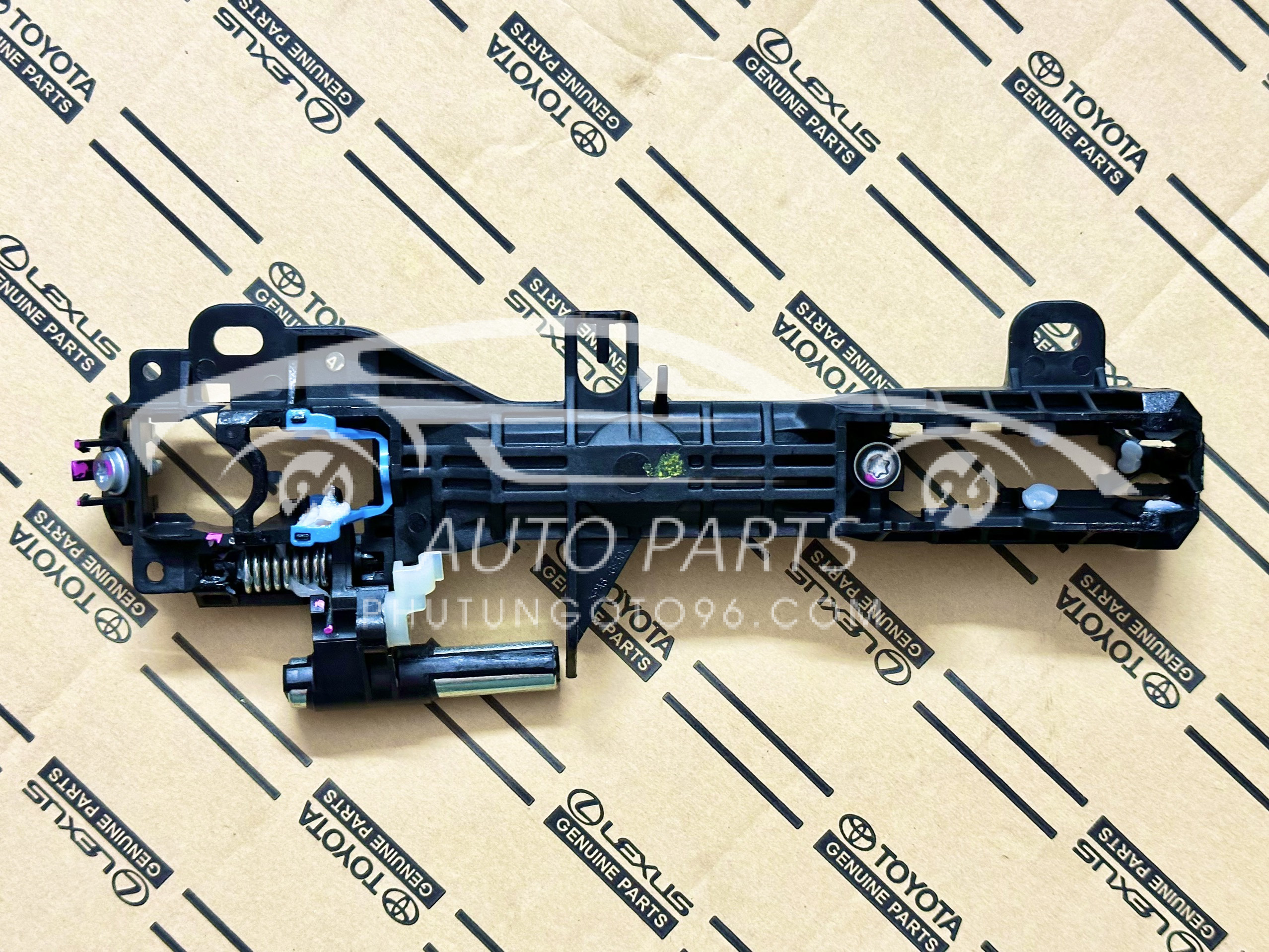 69201-0K040 Xương bắt tay mở của trước Vios, Innova, Hilux , Fortuner 2018 RH