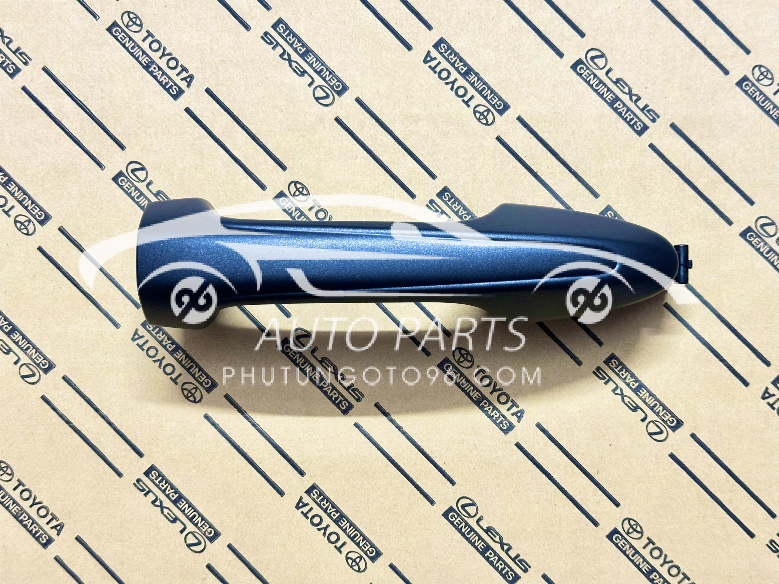 69210-YP030 Tay mở cửa ngoài Hilux Adventure 2020-2023