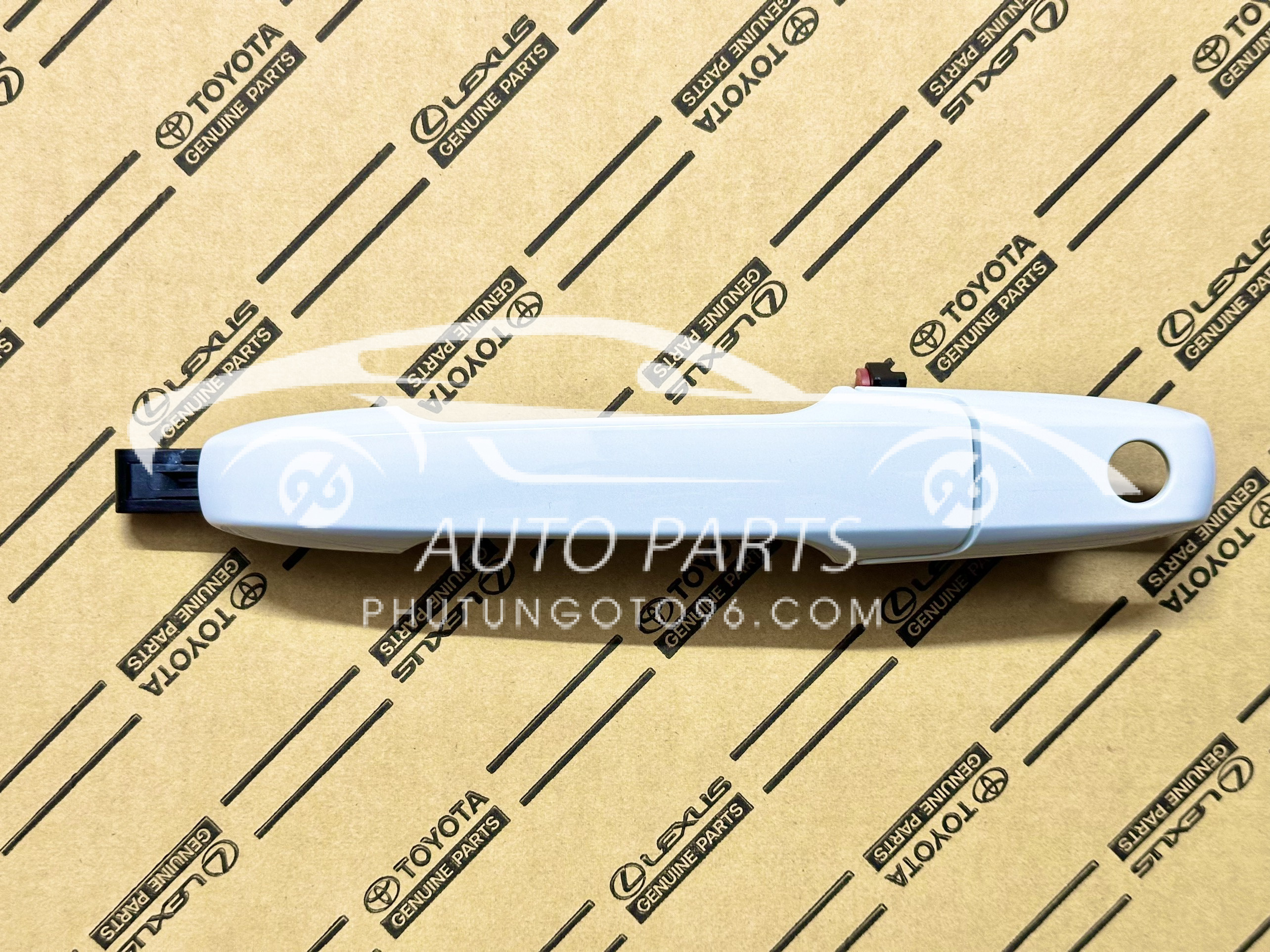 69220-BZ620-A0 Tay mở cửa trước ngoài Avanza Premio LH