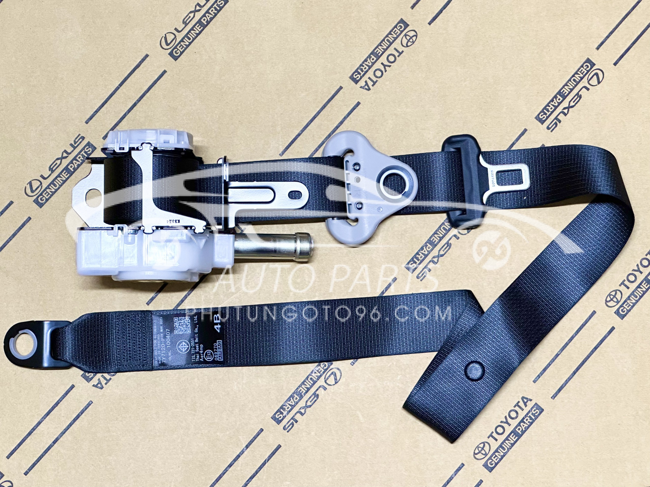 73210-0K840-C0 Dây đai an toàn trước Hilux-Fortuner 2016-2020 RH