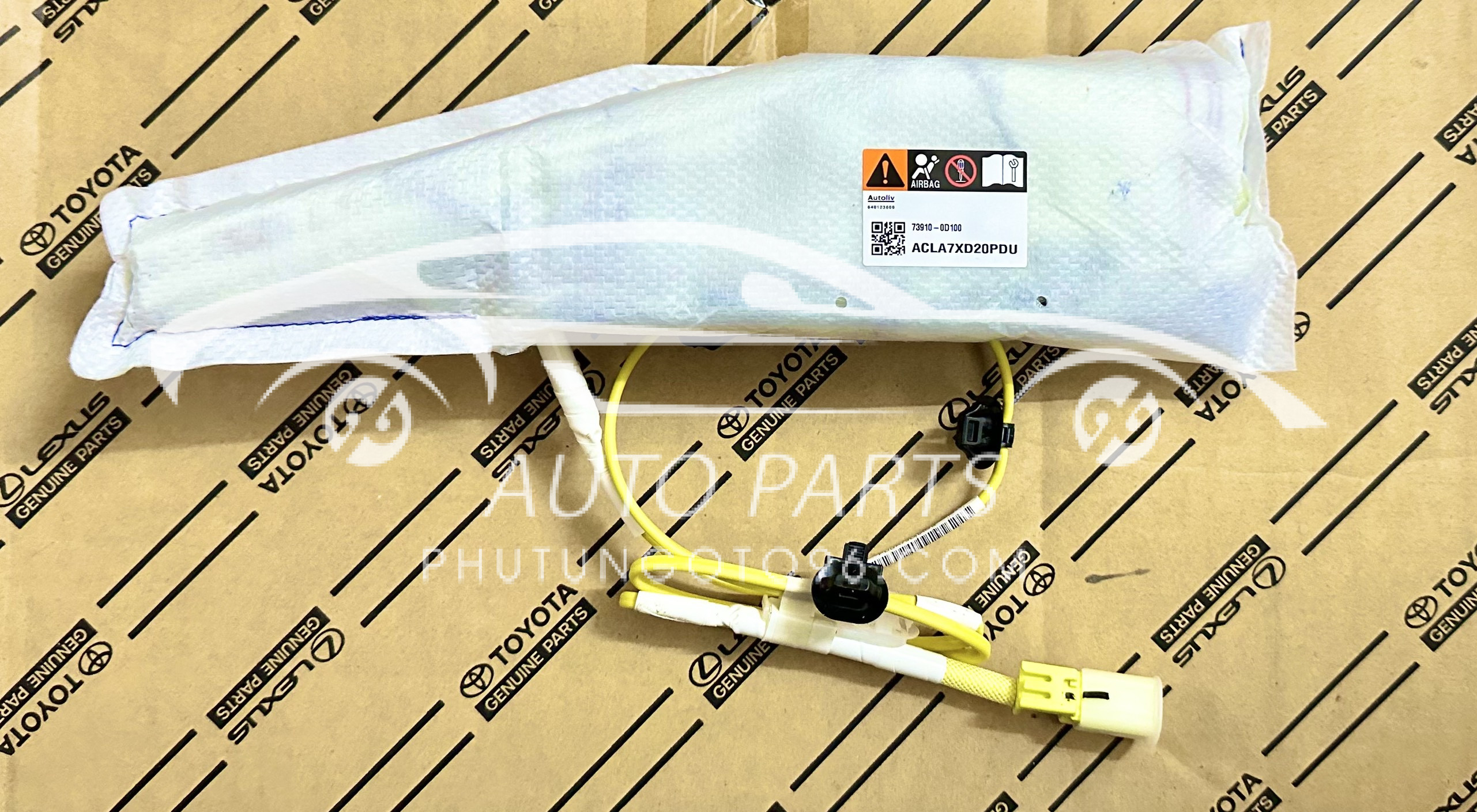 73910-0D100 Túi khí ghế trước Vios, Yaris 2018 RH