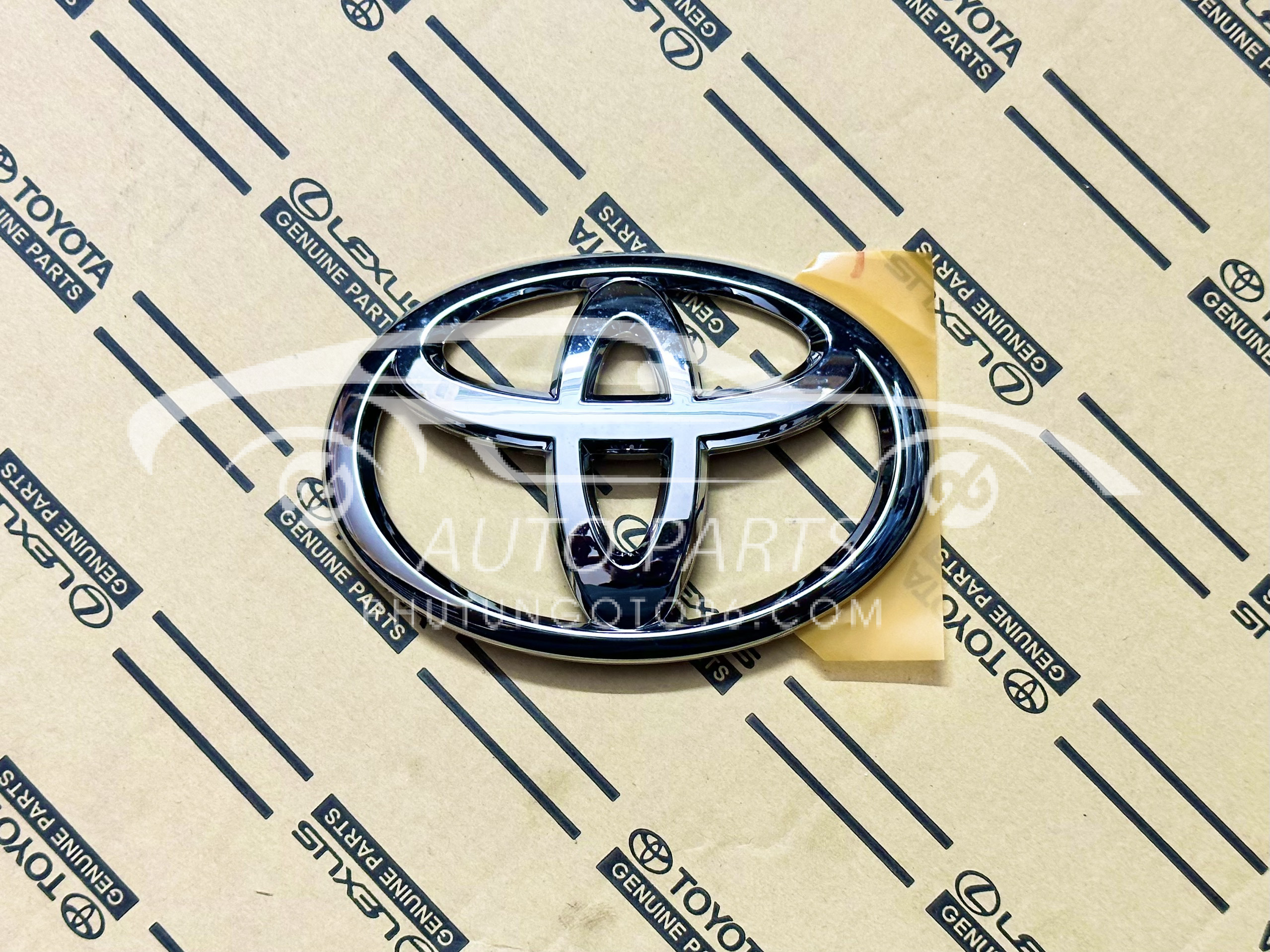 75311-BZ200 Logo cửa hậu Wigo( Ca Lăng ), Rush, Raize