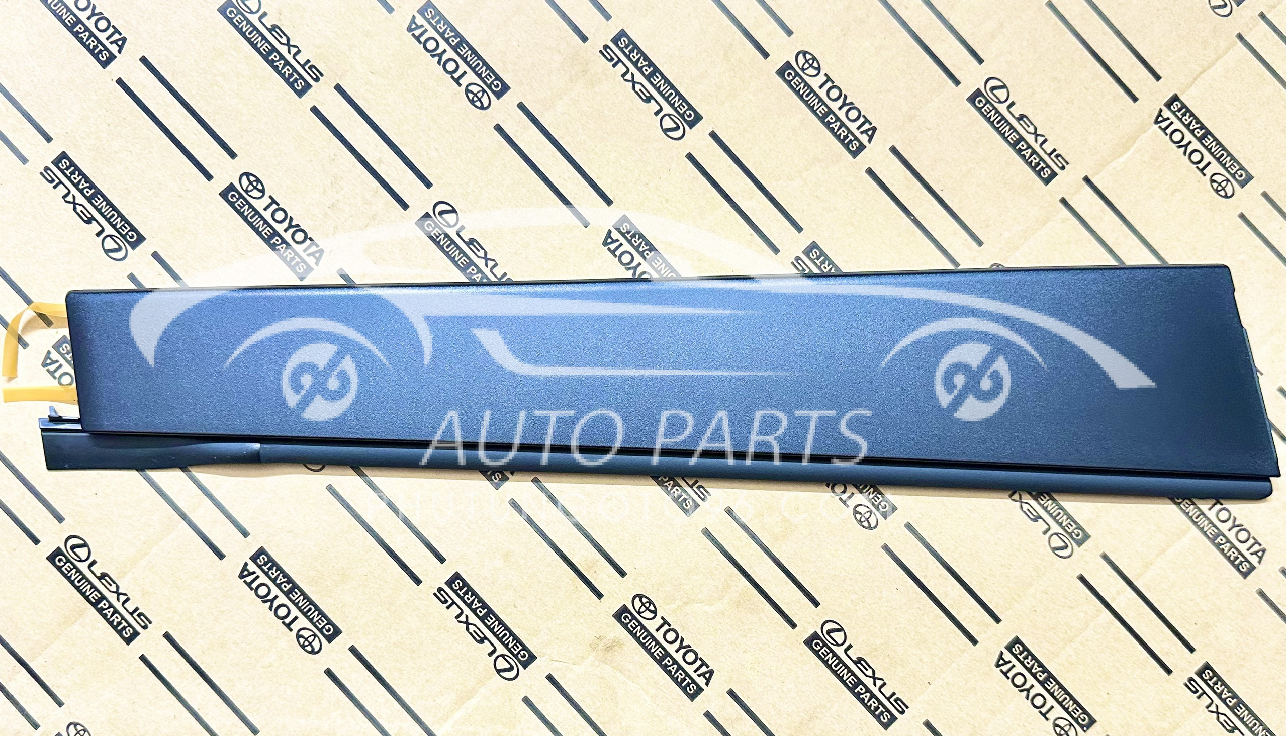 75762-0A010 Ốp cột cửa sau Cross 2020 LH