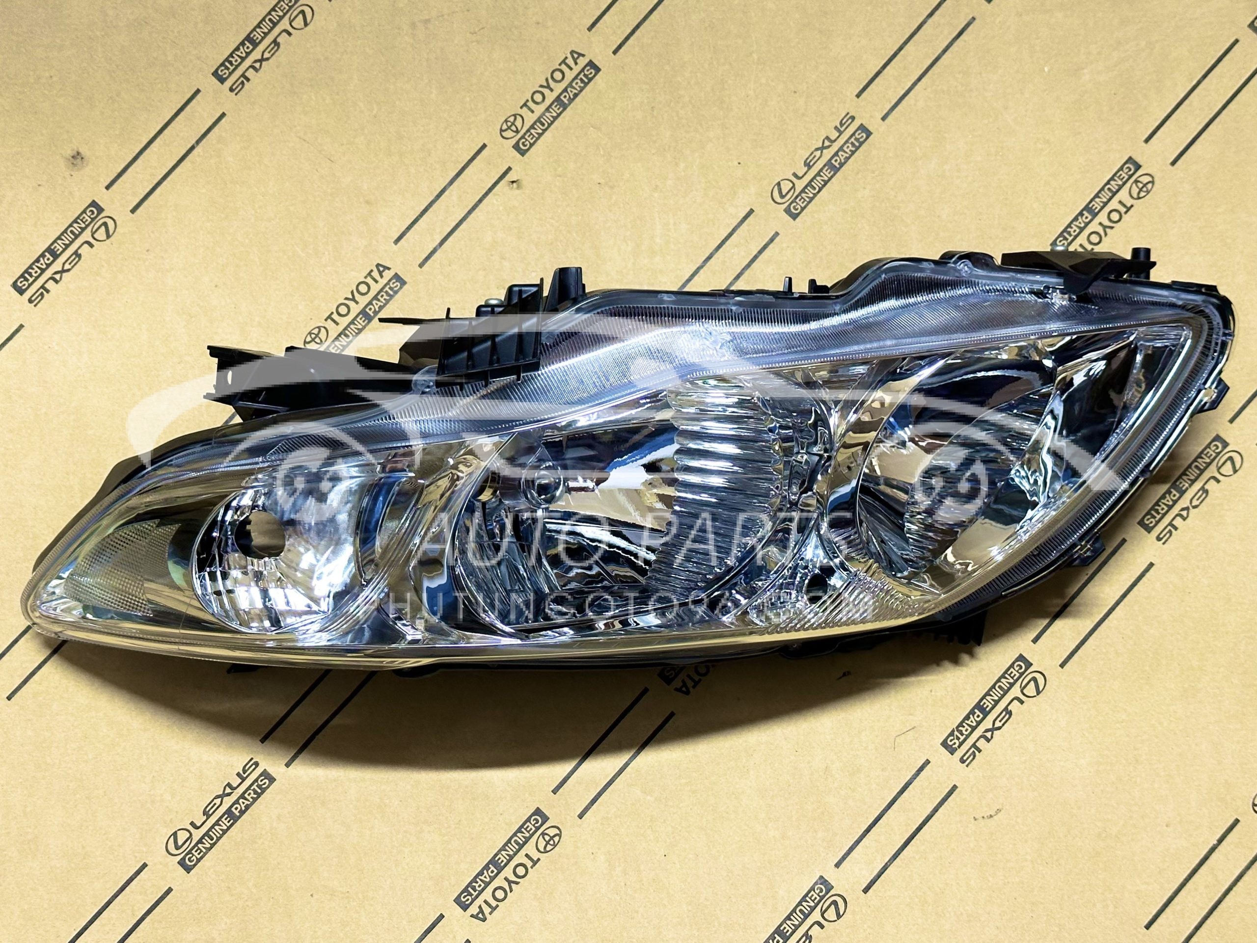 81170-02720 Đèn pha Altis 2008-2010 LH