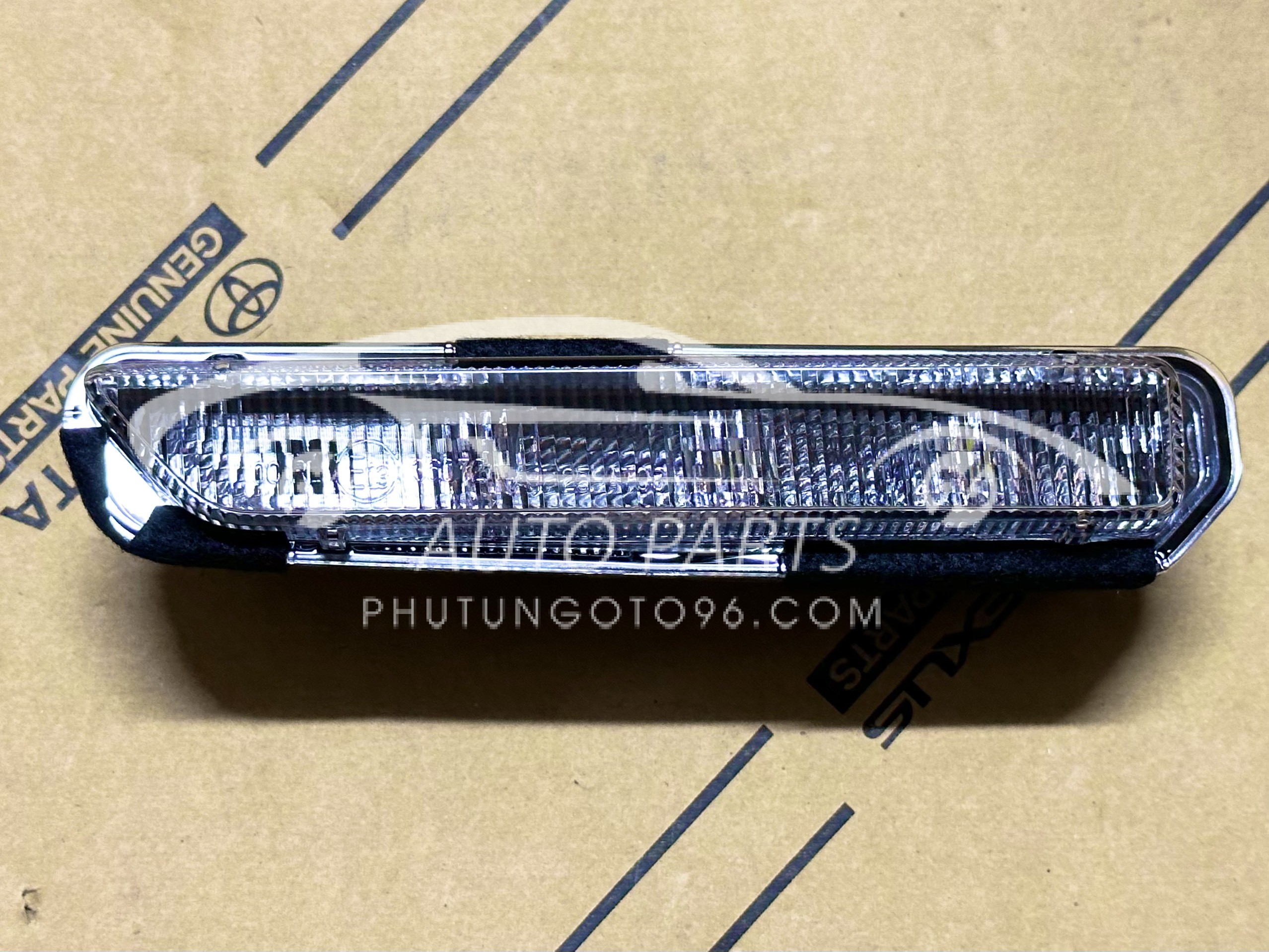 81440-BZ020 Đèn led ban ngày Raize 2021 LH