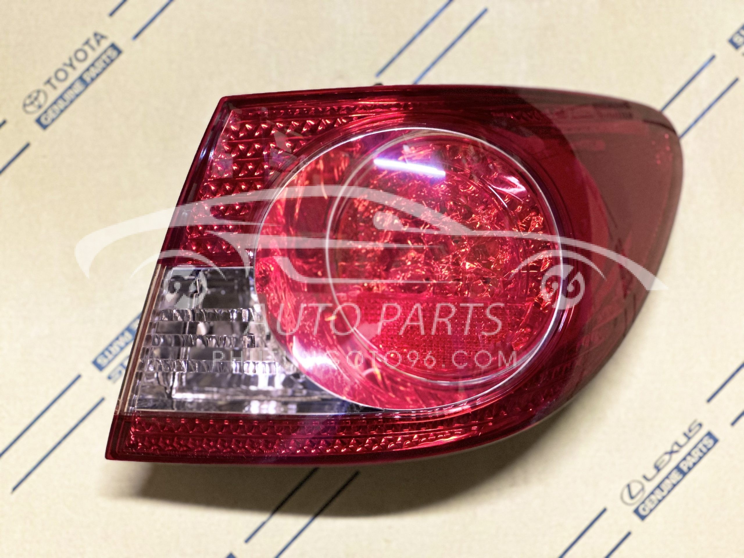 81551-02170 Đèn hậu ngoài Altis 2003-2007 RH