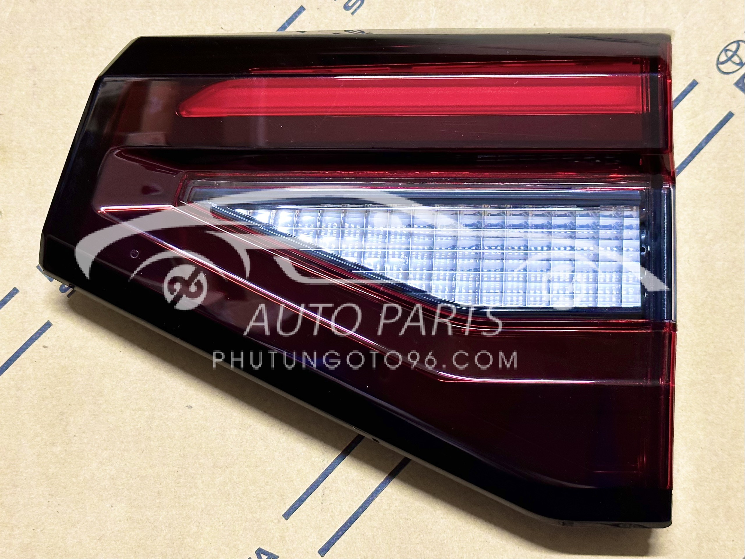 81580-BZ090 Đèn hậu trong Raize 2021