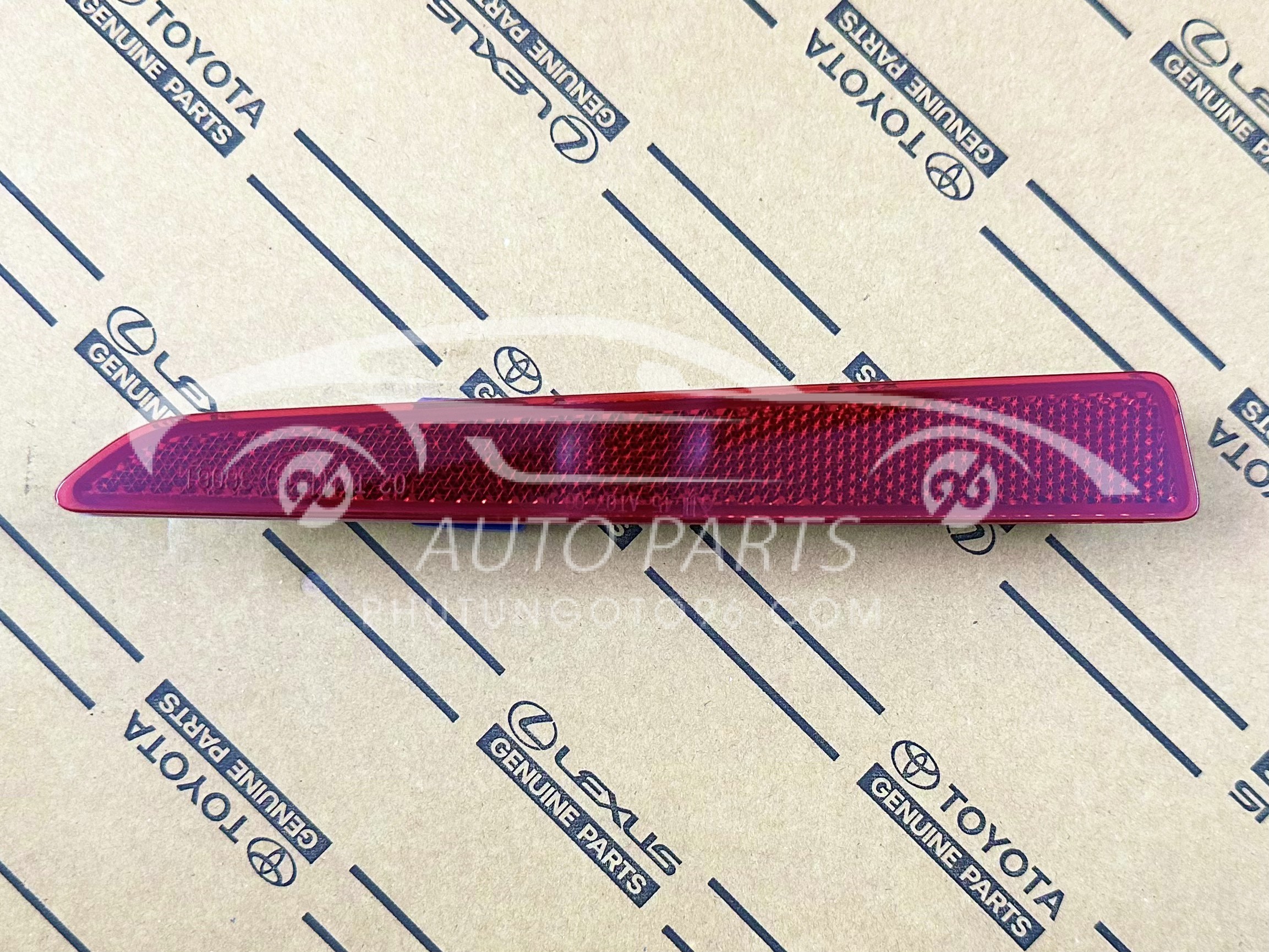 81910-BZ190 Đèn phản quang ba đờ xốc sau Raize 2021 RH