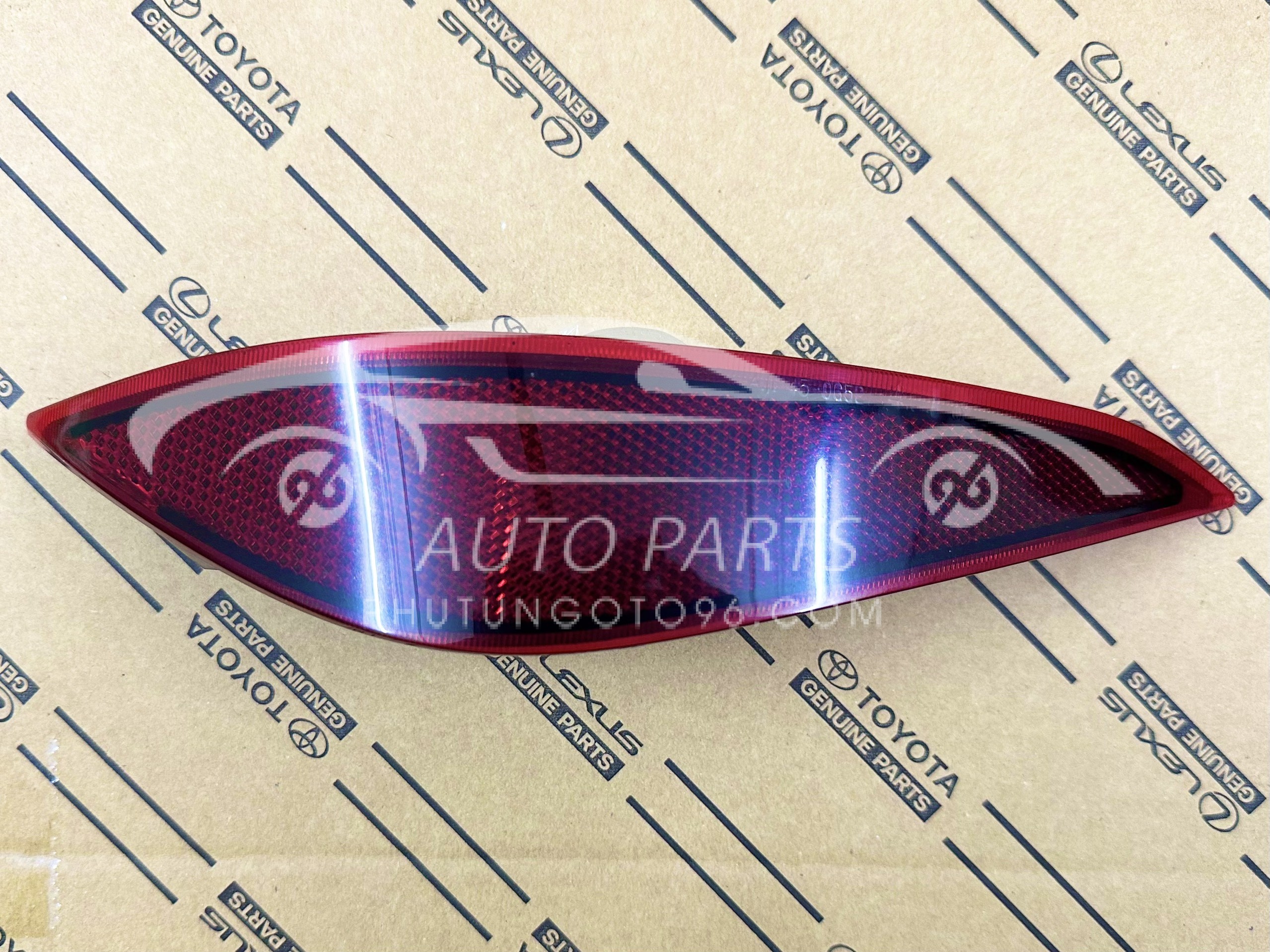 81920-BZ230 Đèn phản quang ba đờ xốc sau Rush LH