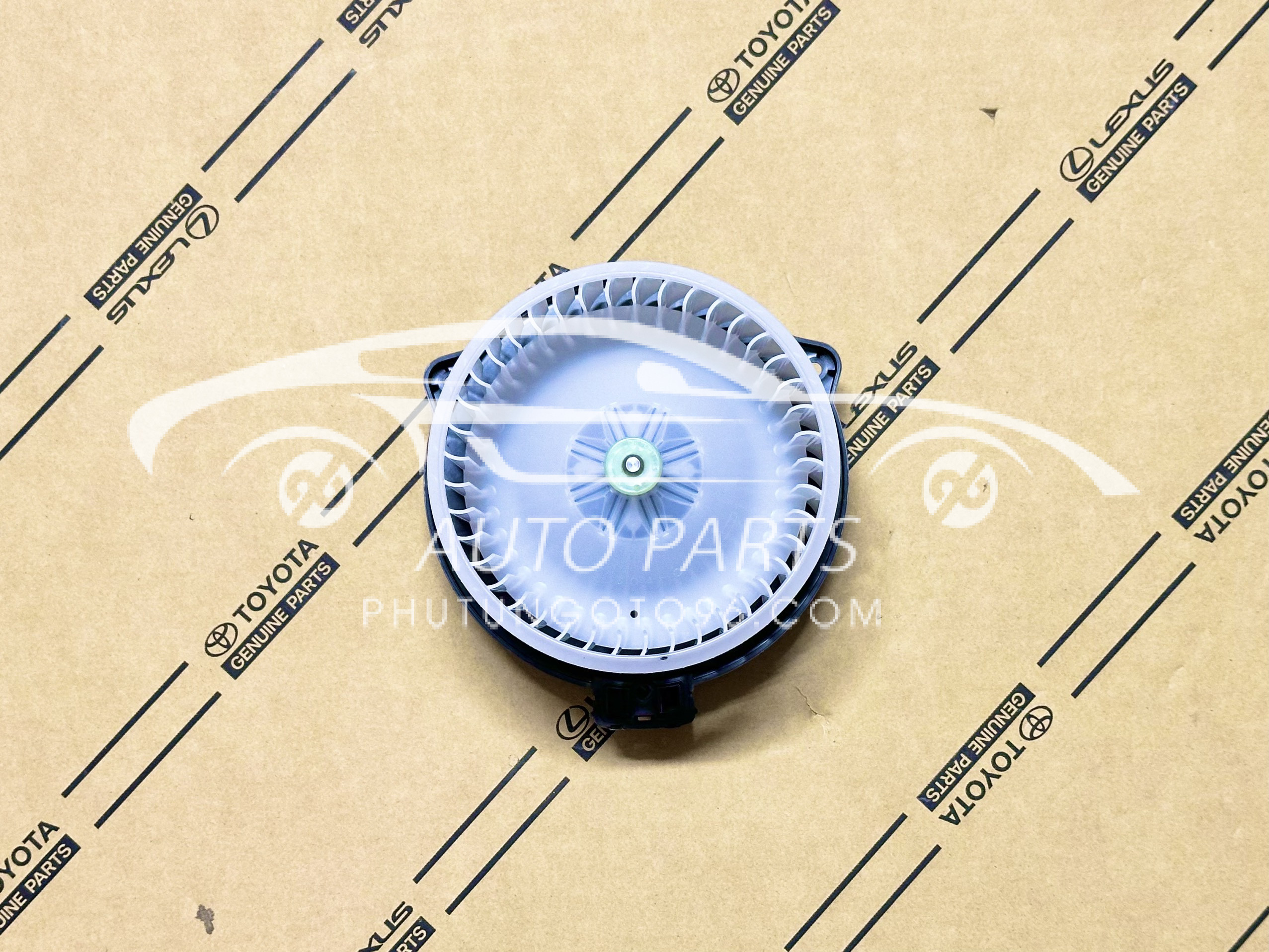 87103-0K031 Mô tơ quạt giàn lạnh sau Innova - Fortuner 2008-2016