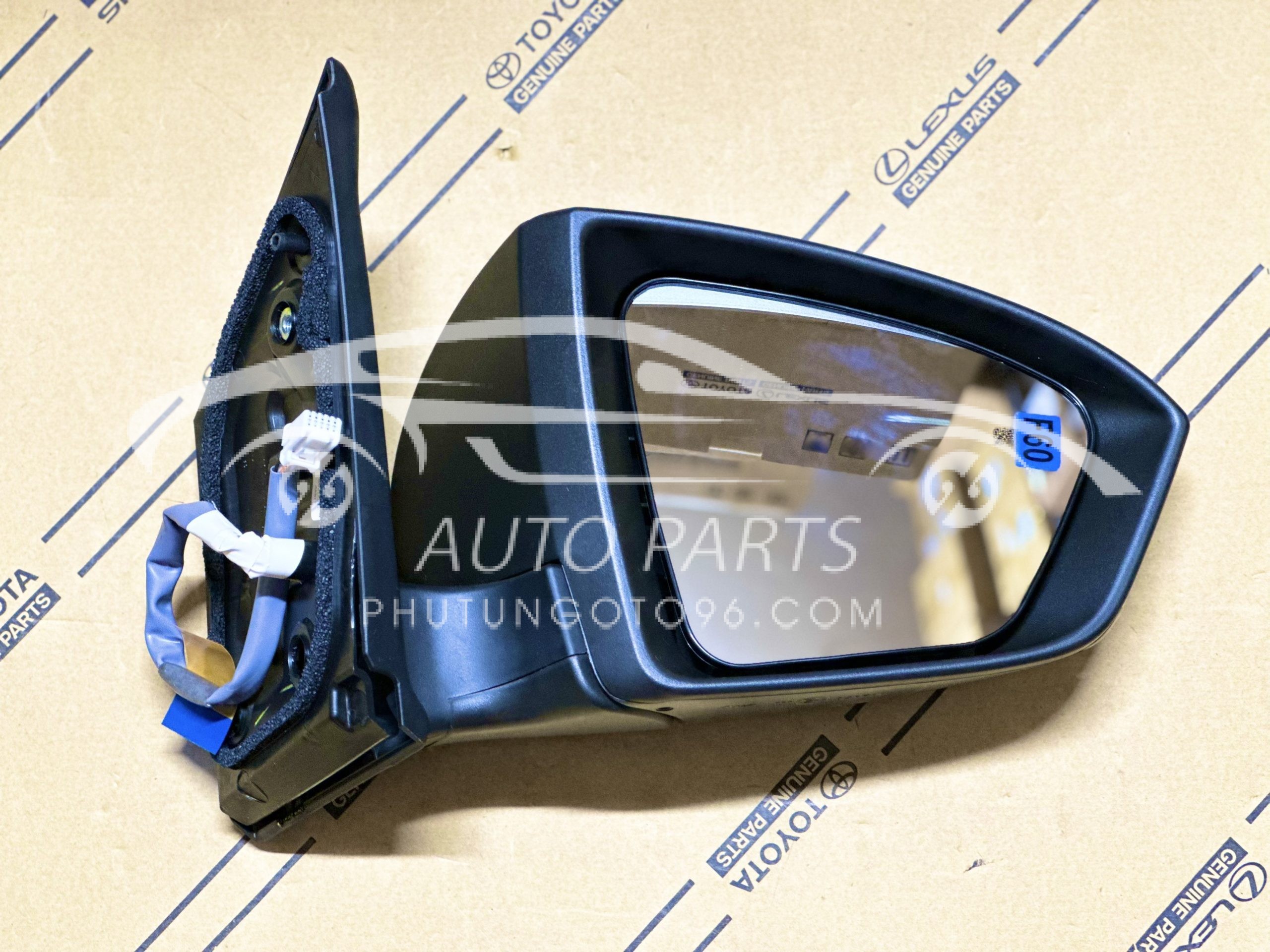 87910-BZF60 Gương chiếu hậu Wigo 2021 RH (Chỉnh điện, chưa kèm ốp gương)