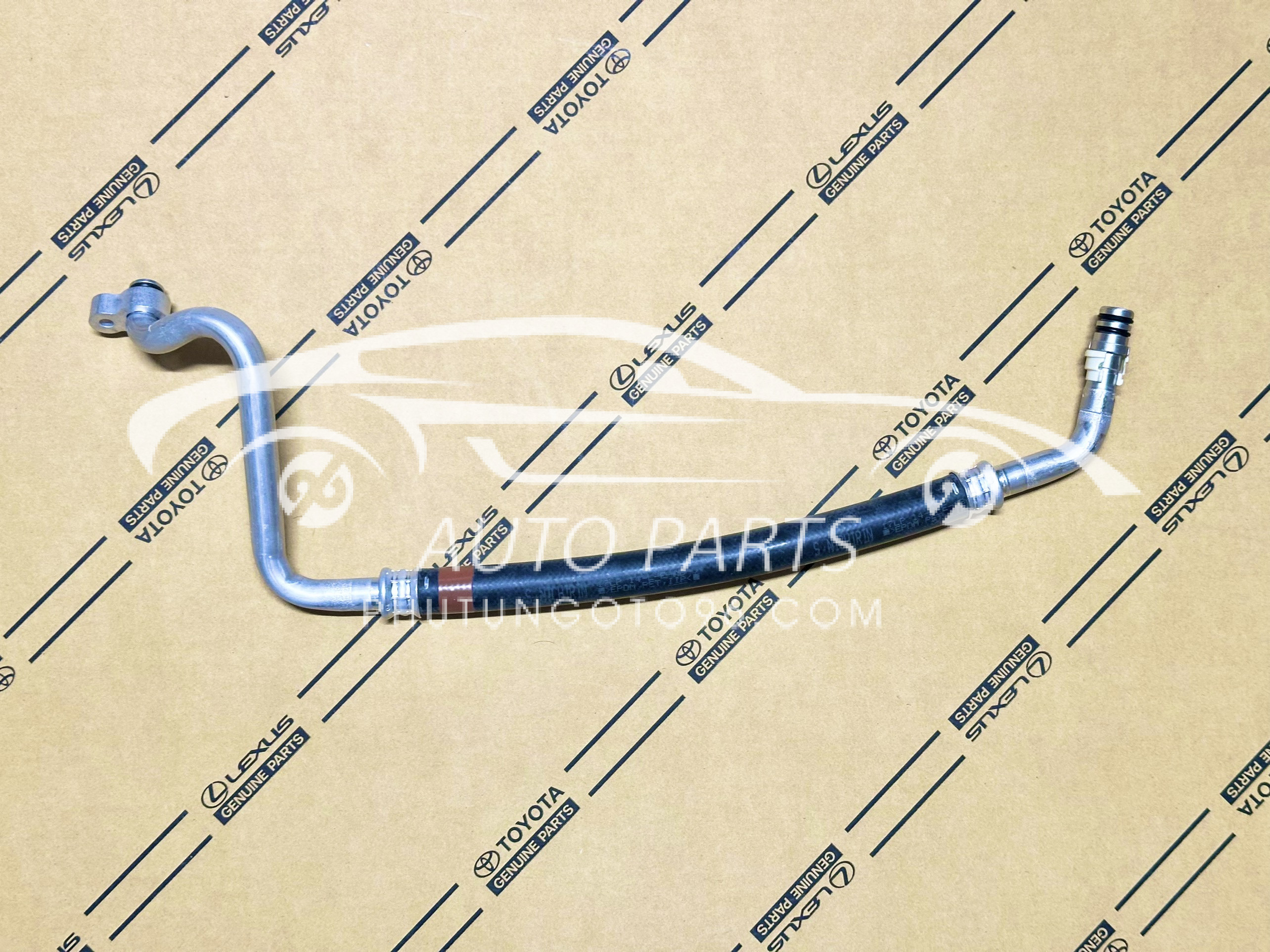 88704-0A050 Tuy ô điều hòa từ lốc đến ống thấp áp Cross