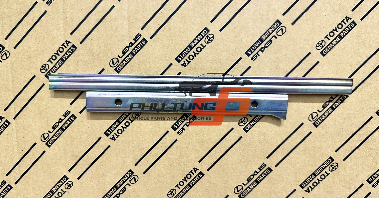 69905-0K100  Xương đỡ kính cửa sau Innova - Fortuner RH