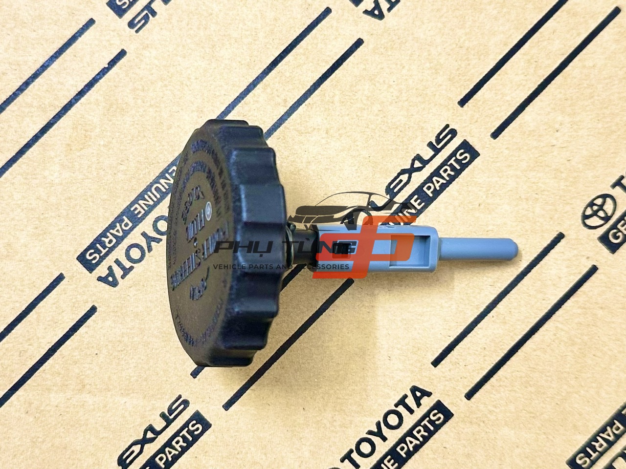 44305-24050  Nắp bình dầu trợ lực Land FZJ100