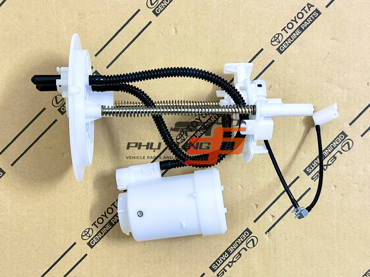 77024-60280 Cụm lọc xăng Prado