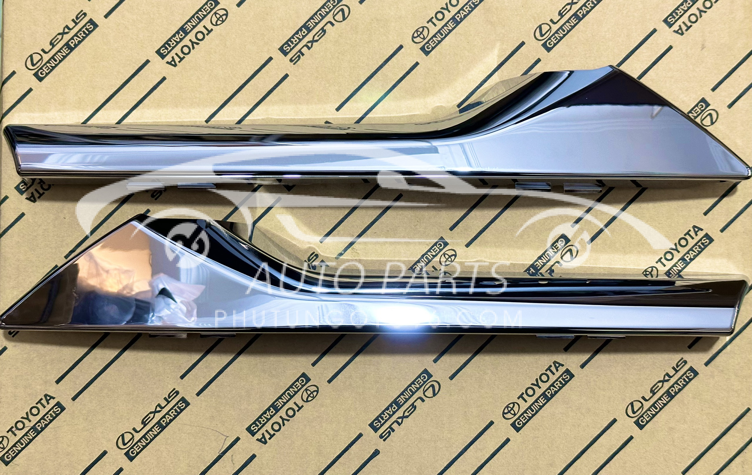 PC401-0A001 Nẹp mạ Ca lăng Cross V