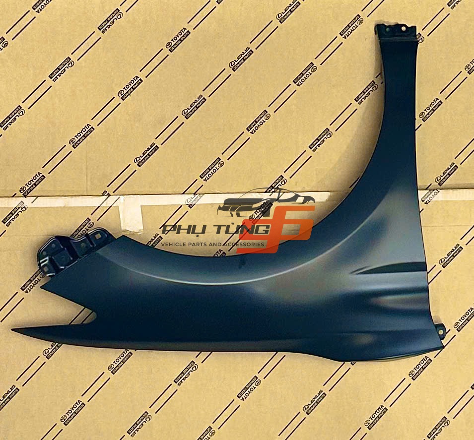 53801-06240  Tai xe Camry 2024 RH