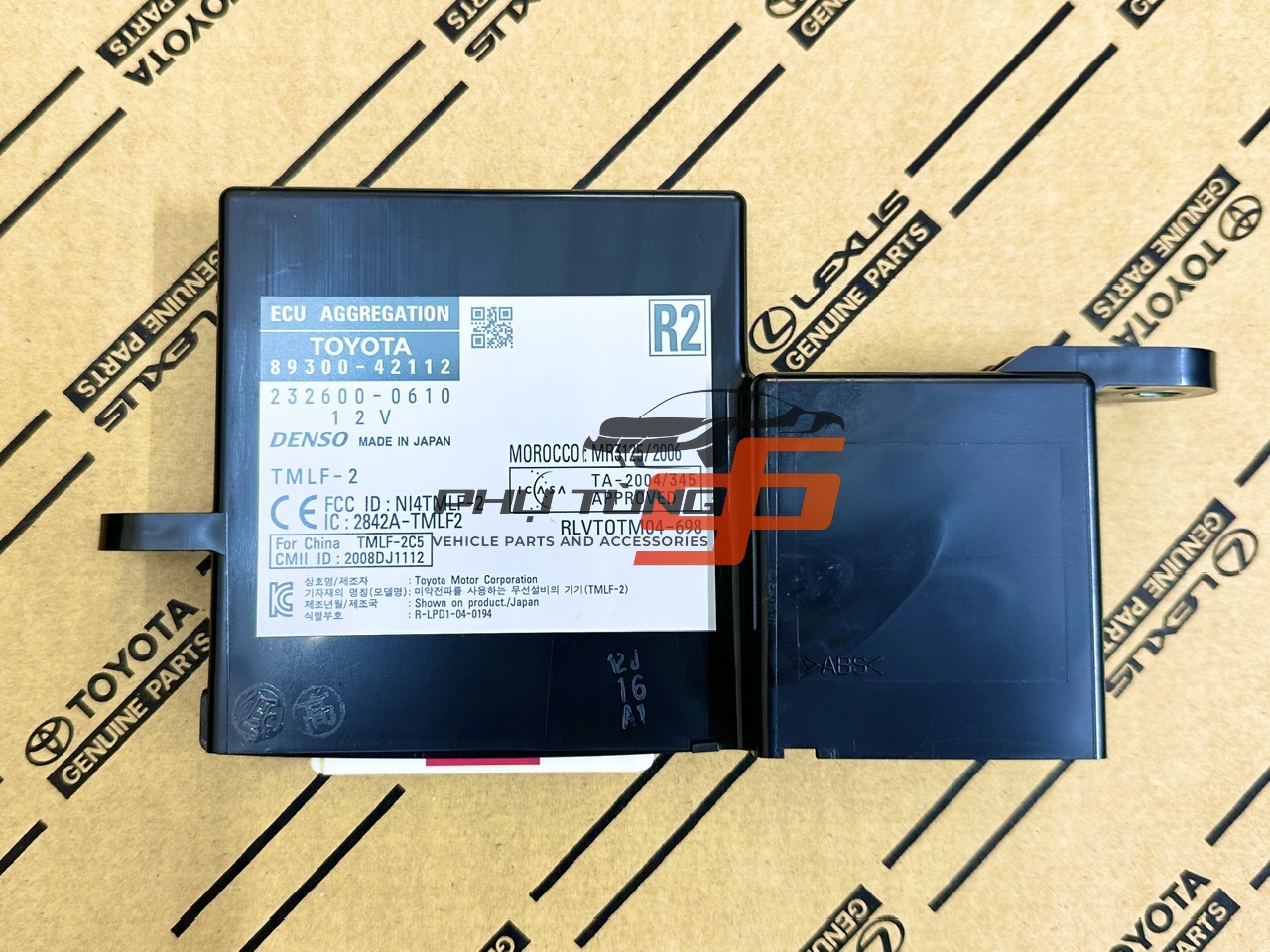 89300-42112	Hộp ECU điều khiển Smart key RAV4